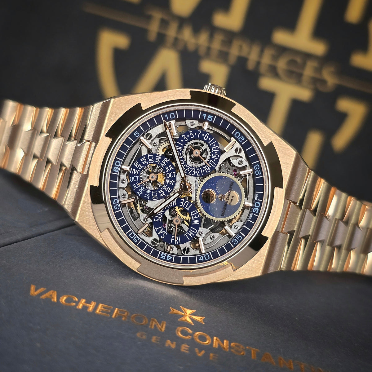 Vacheron Constantin Overseas 4300V/220R-B642 front view