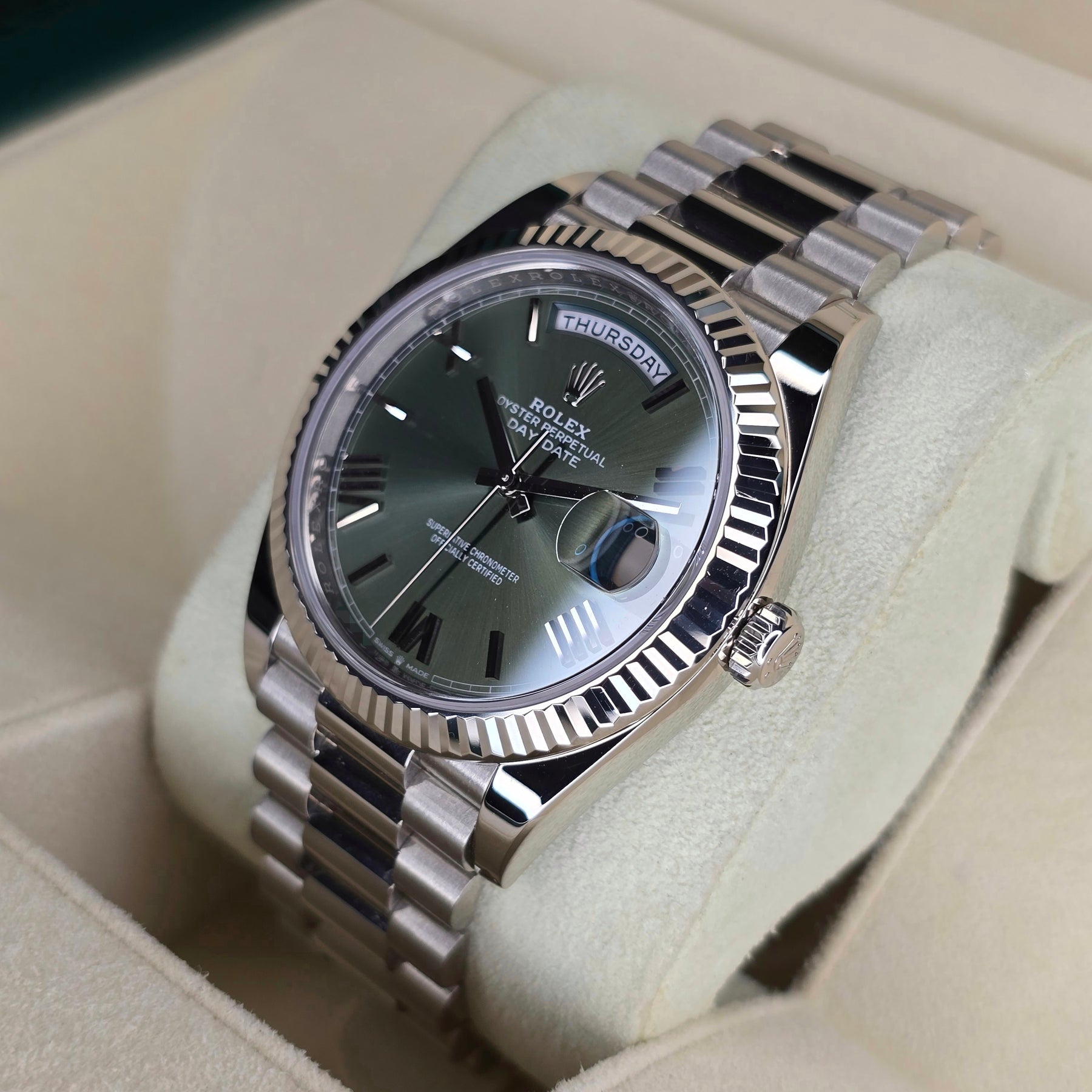 Rolex Day-Date 228239 White Gold Olive right side view