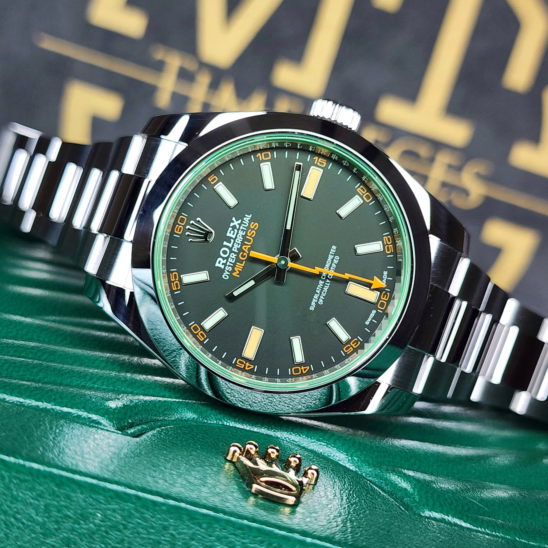 Rolex Milgauss Green Crystal 116400GV front view