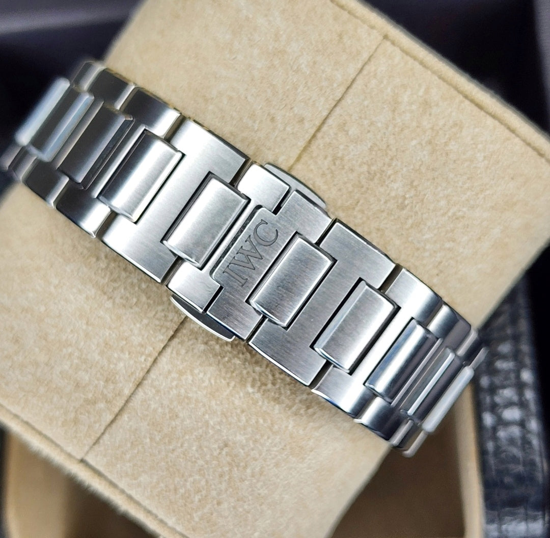 IWC Ingenieur IW328901 clasp