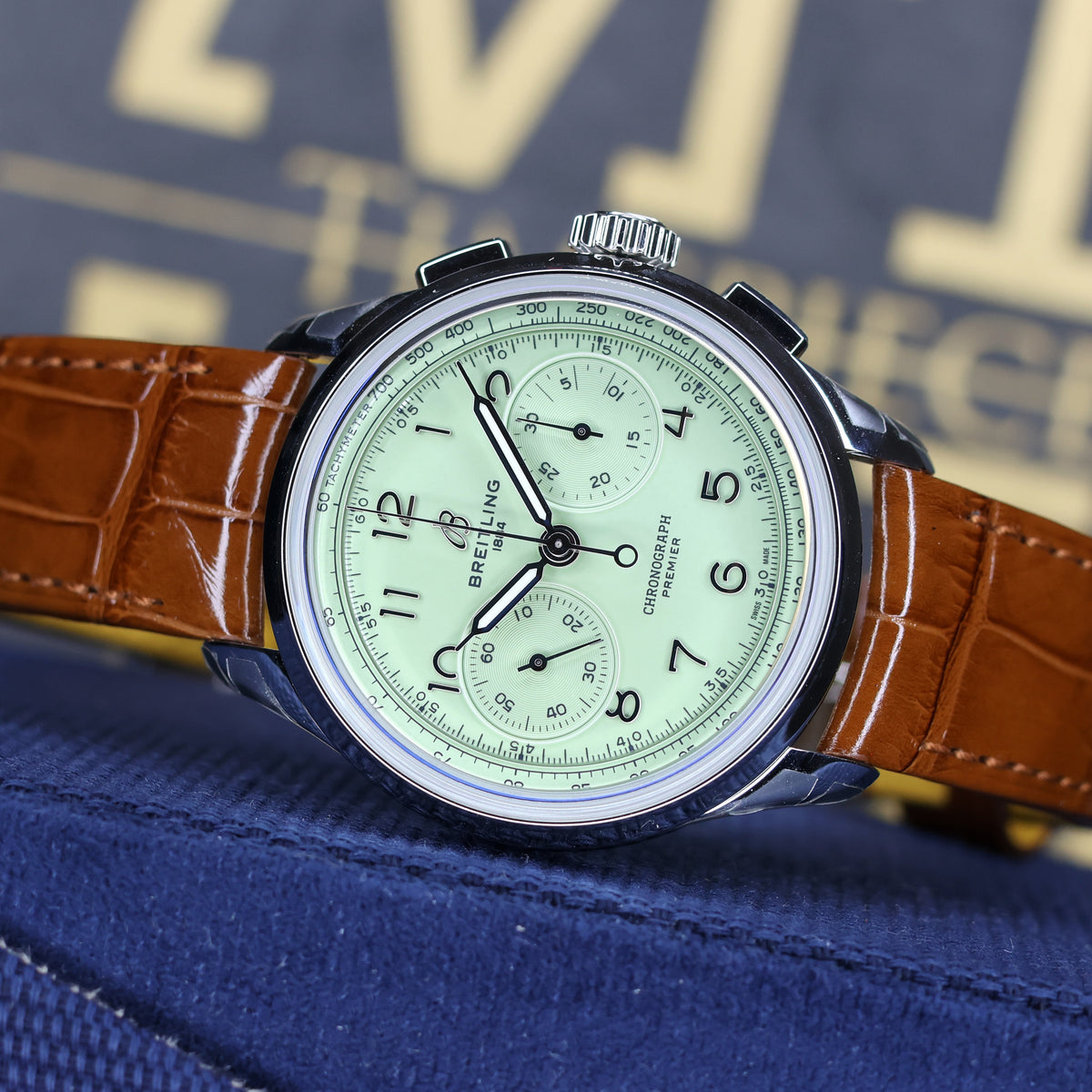 Breitling Permier B09 Pistachio 40mm