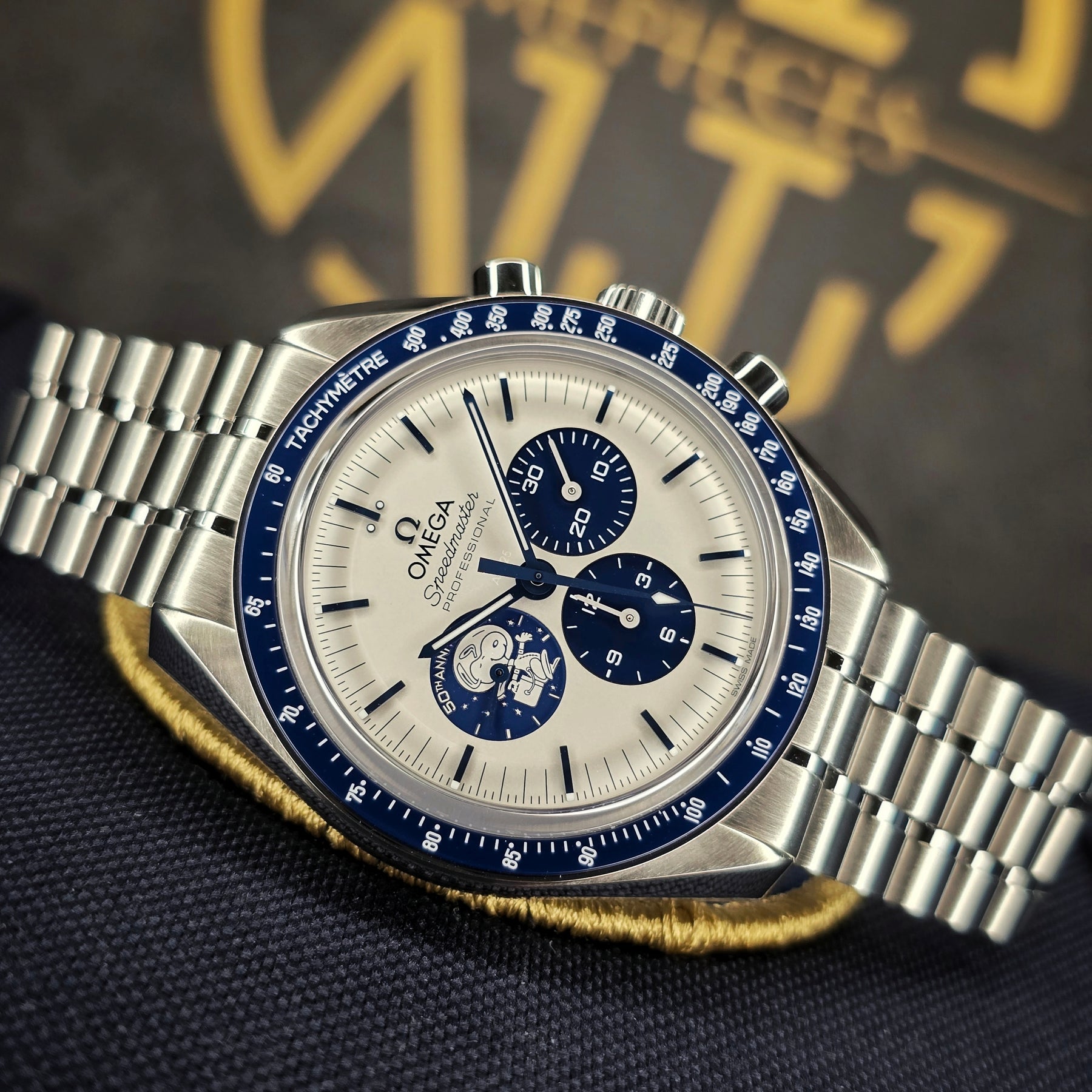 Omega Speedmaster Silver Snoopy front view