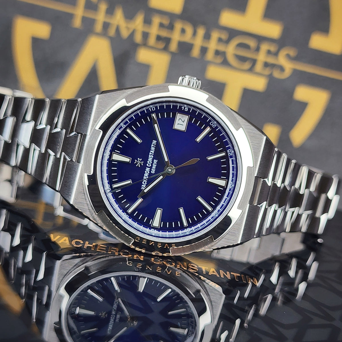 Vacheron Constantin Overseas Blue Dial 4520V front view