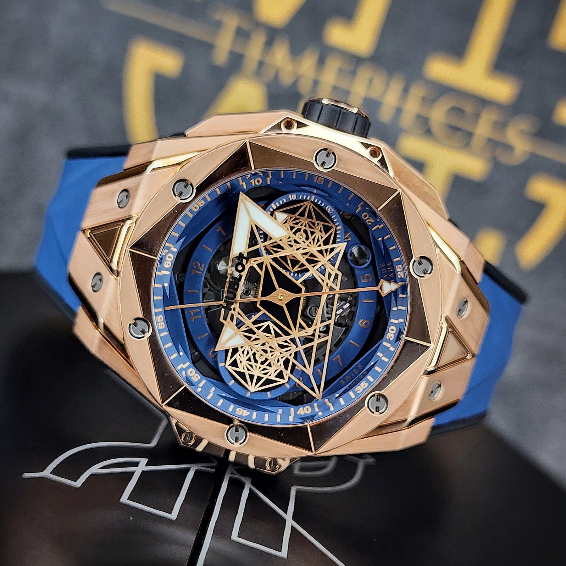 Hublot Big Bang Sang Bleu II front view