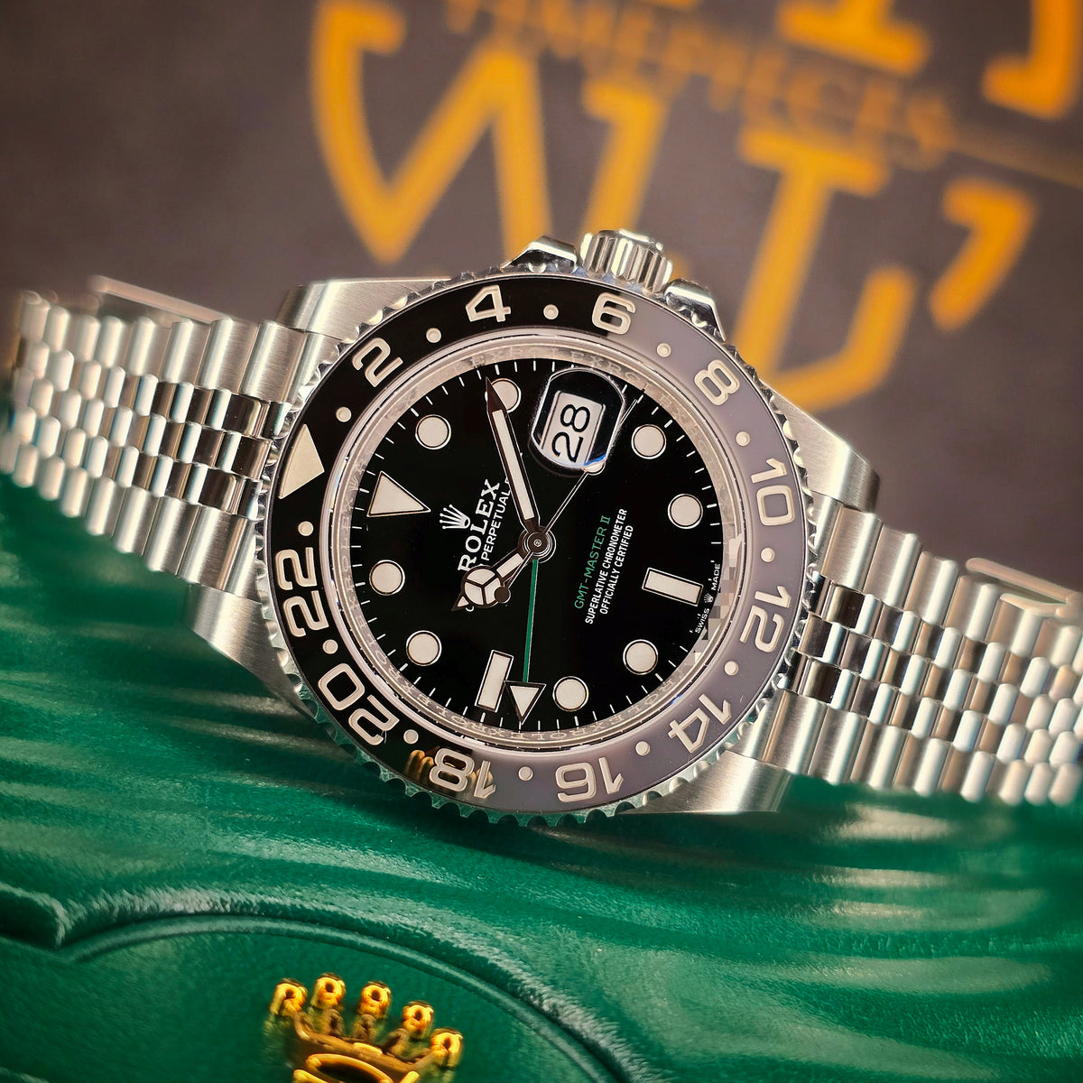 Rolex GMT-Master II Bruce Wayne 126710GRNR Jubilee front view