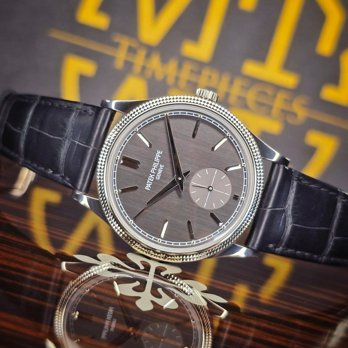 Patek Philippe Calatrava 611G front view