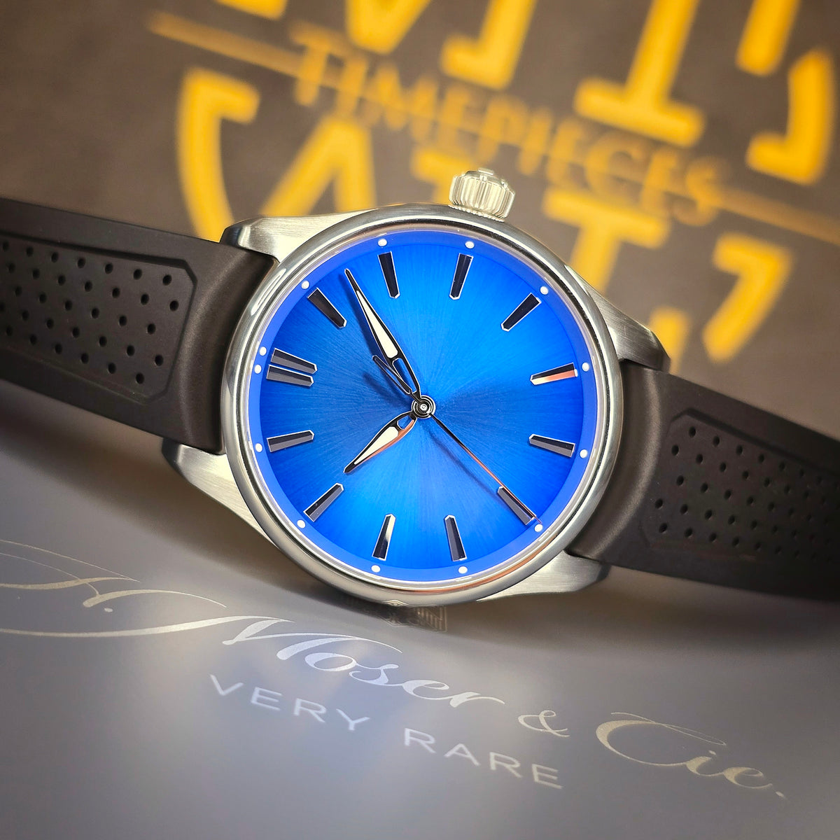 H. Moser & Cie Pioneer Center Seconds Arctic Blue 3200-1217 front view