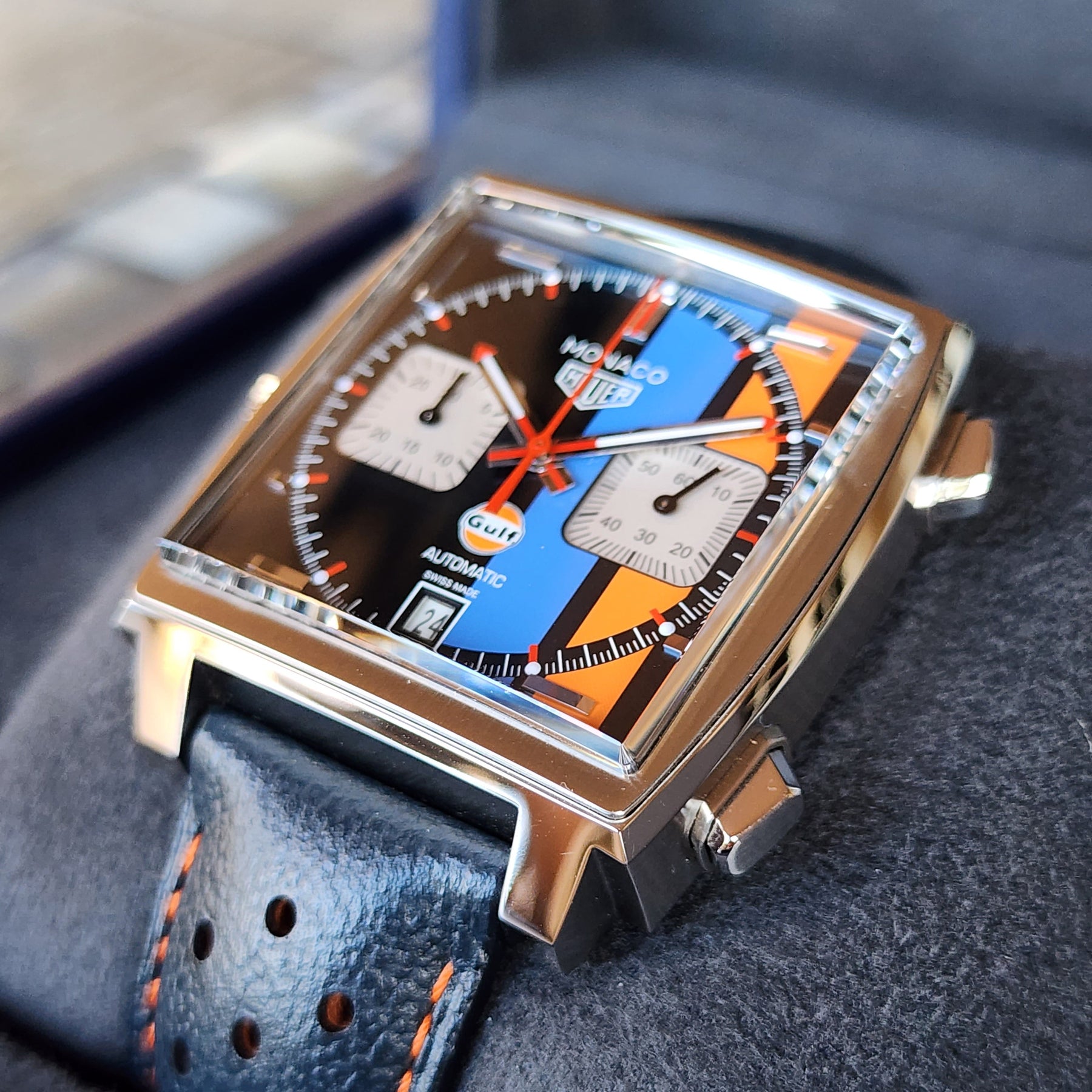 Tag Heuer Monaco Gulf CAW211R case view