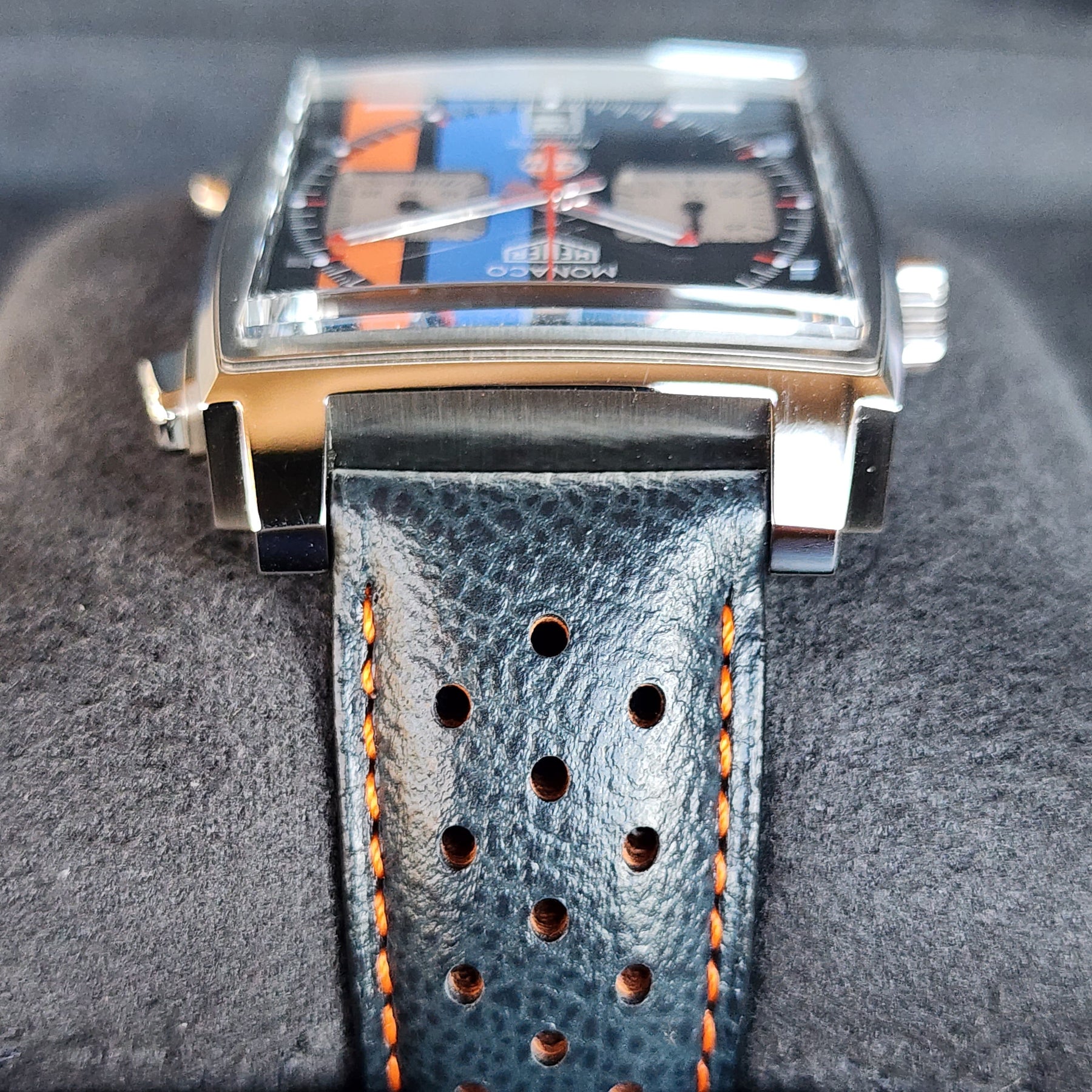 Tag Heuer Monaco Gulf CAW211R lugs view