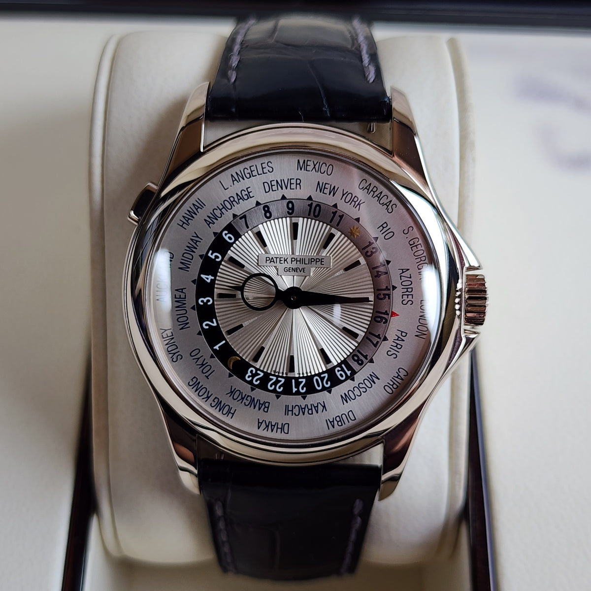 Patek Philippe World Time 5130g front view