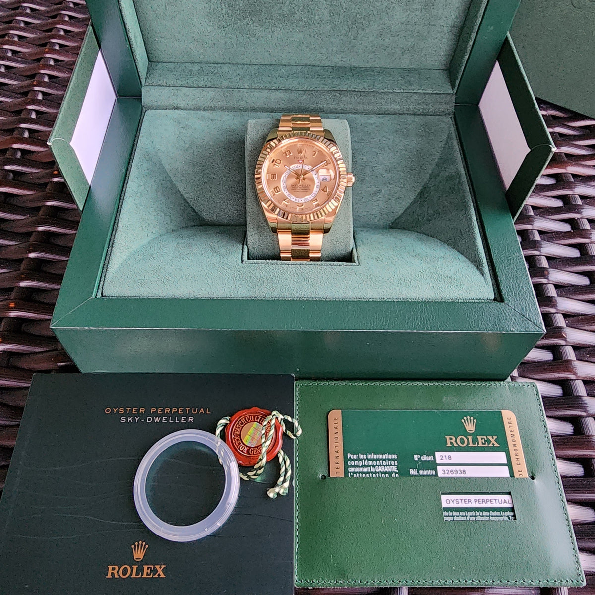 Rolex Sky-Dweller Yellow Gold 326938 full set view