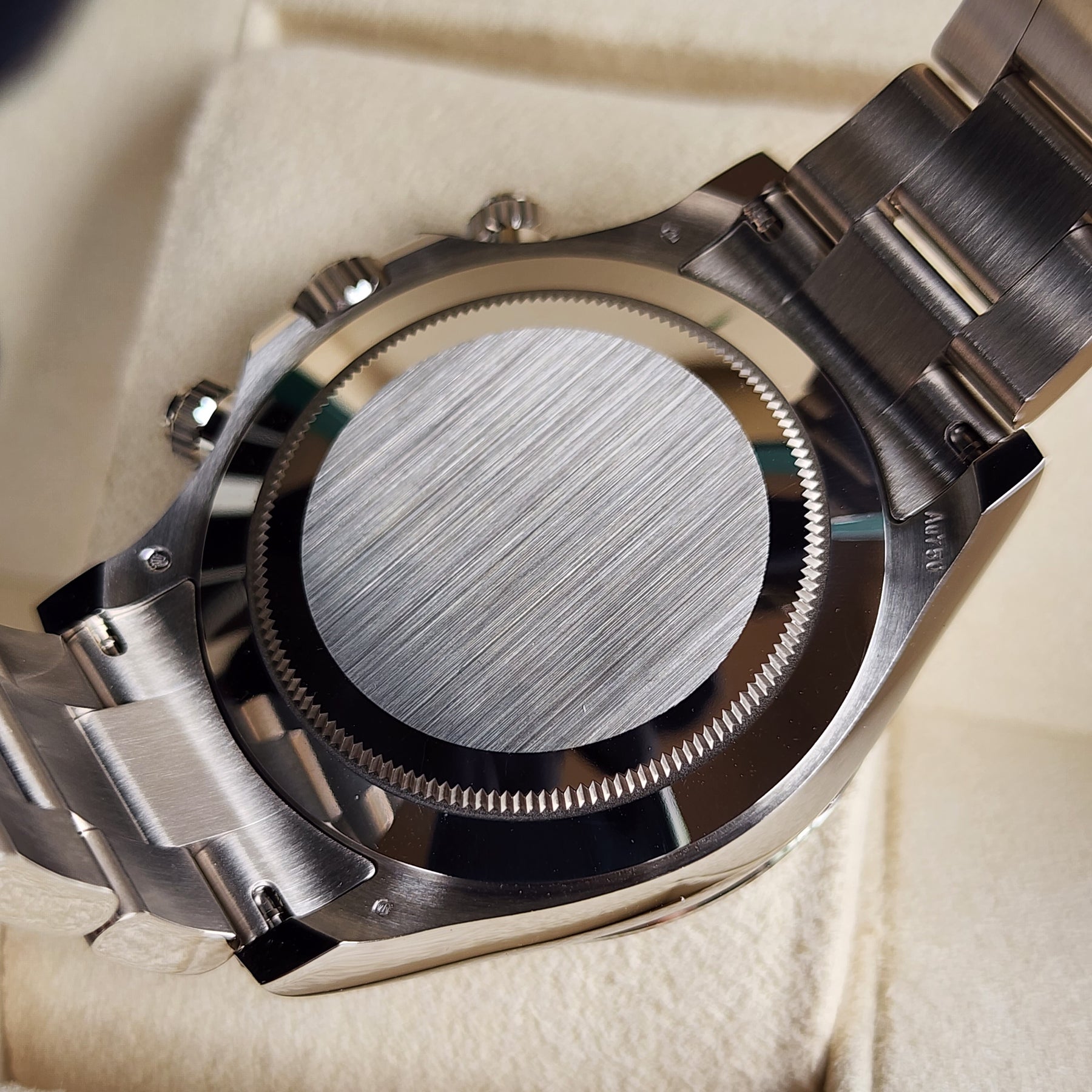 Rolex Cosmograph Daytona White Gold 116509 caseback view