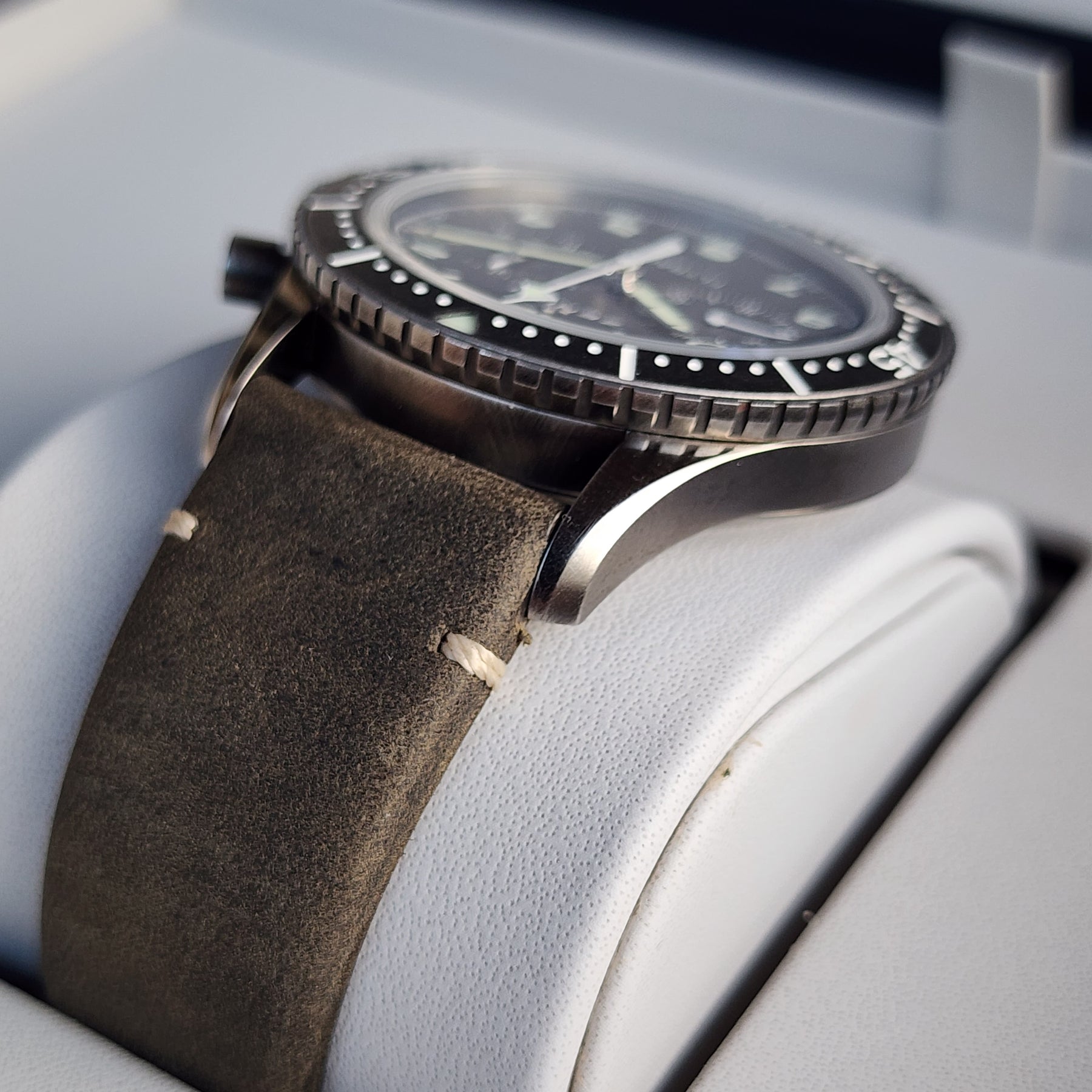 Zenith El Primero Pilot Chronometro Tipo CP-2 case, strap view
