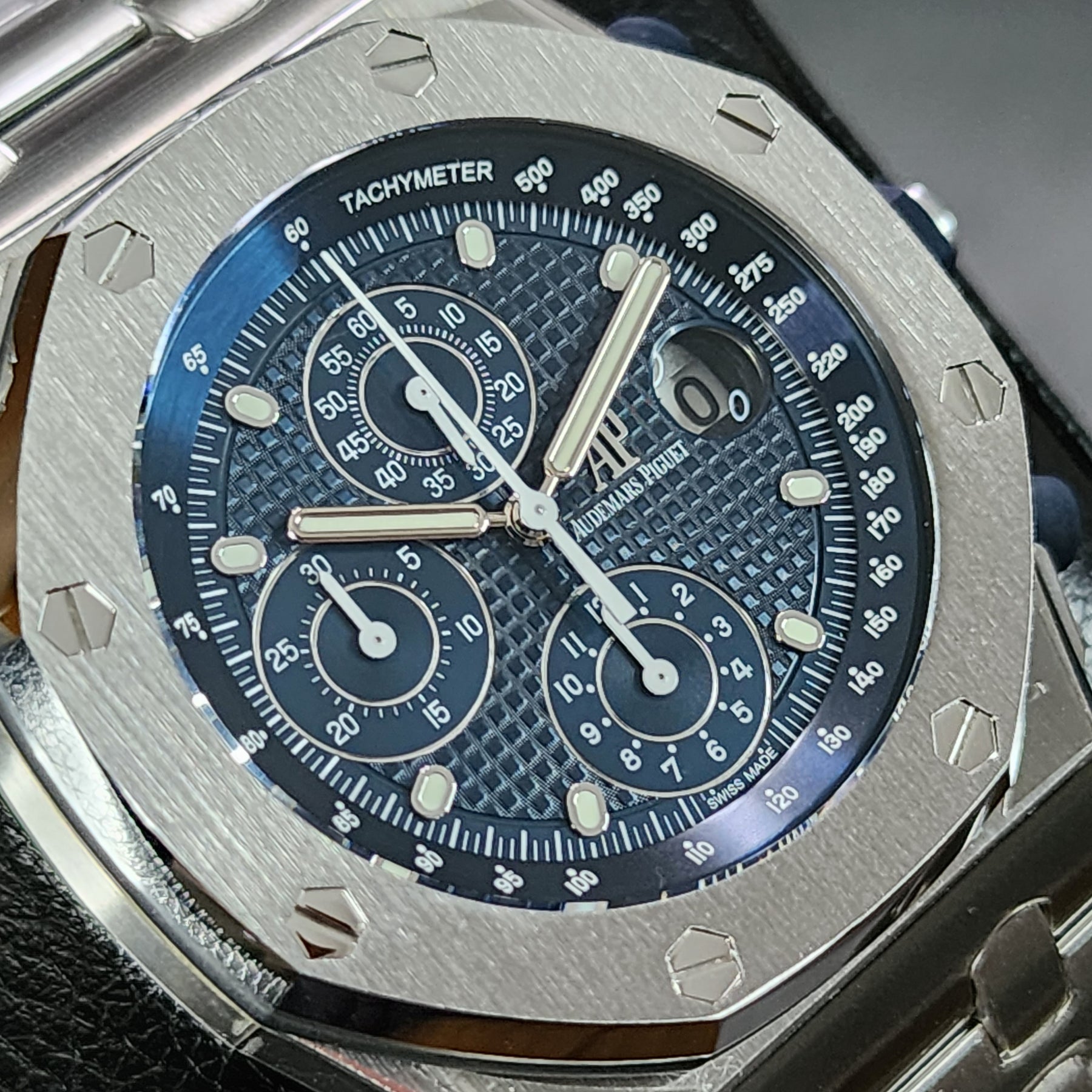 Audemars Piguet Royal Oak Offshore The Beast 42mm dial view