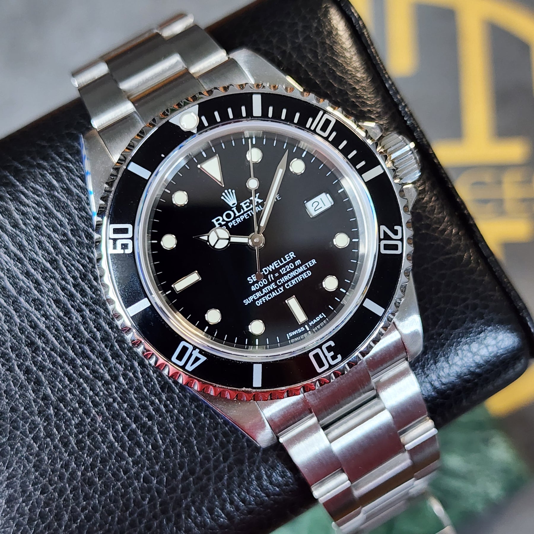 Rolex Sea-Dweller 16600 front view