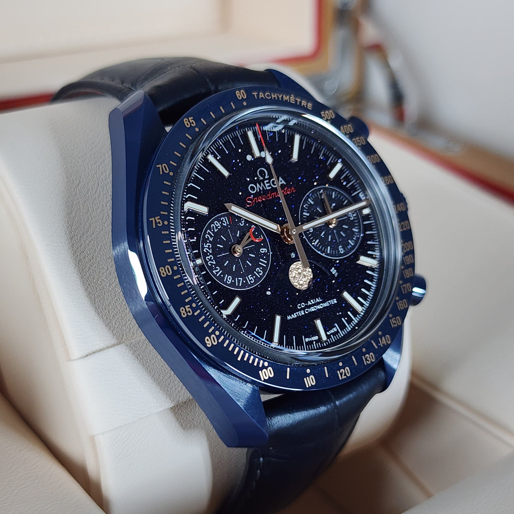 Omega Speedmaster Blue Side Of The Moon 44.25mm left view
