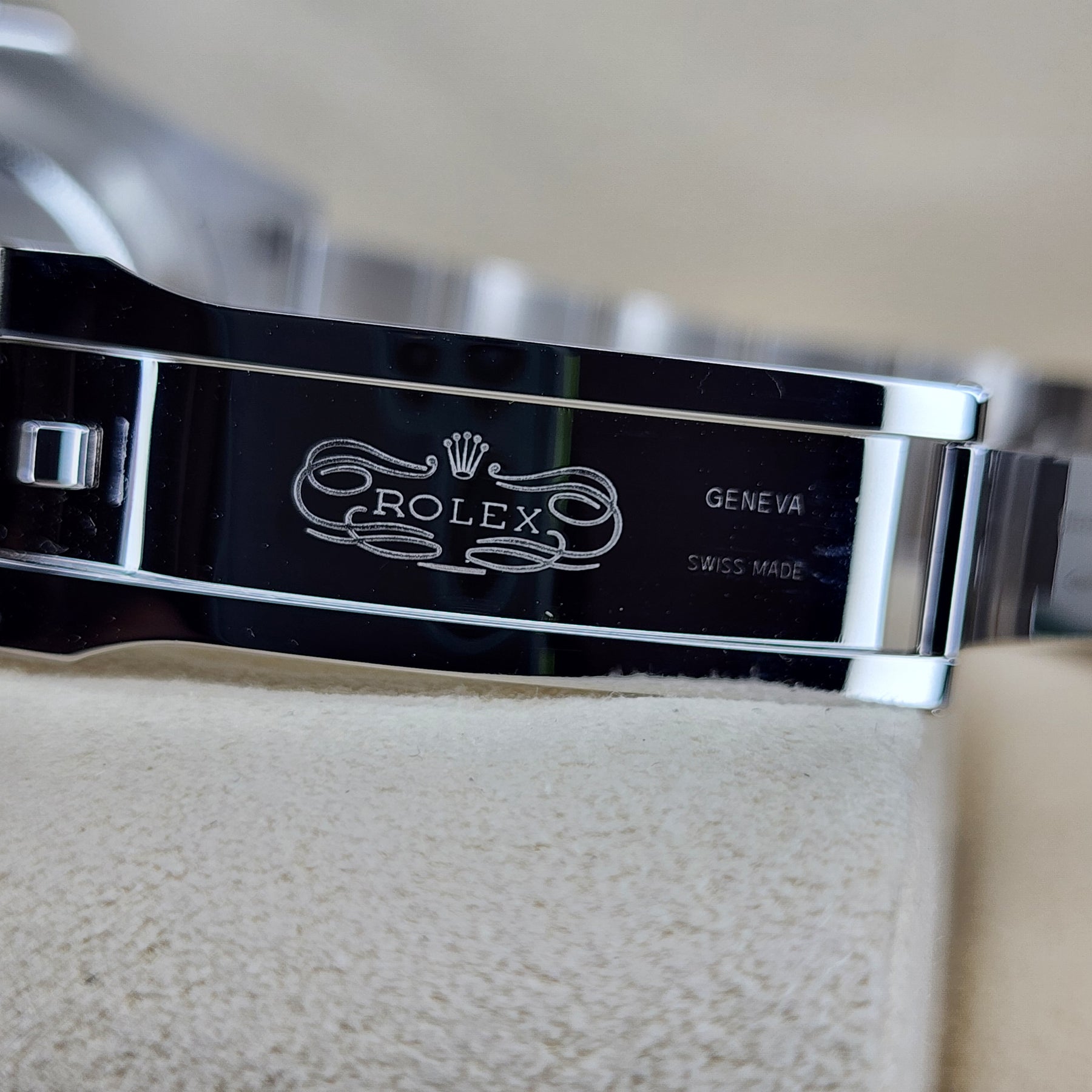 Rolex Explorer II 226570 clasp view