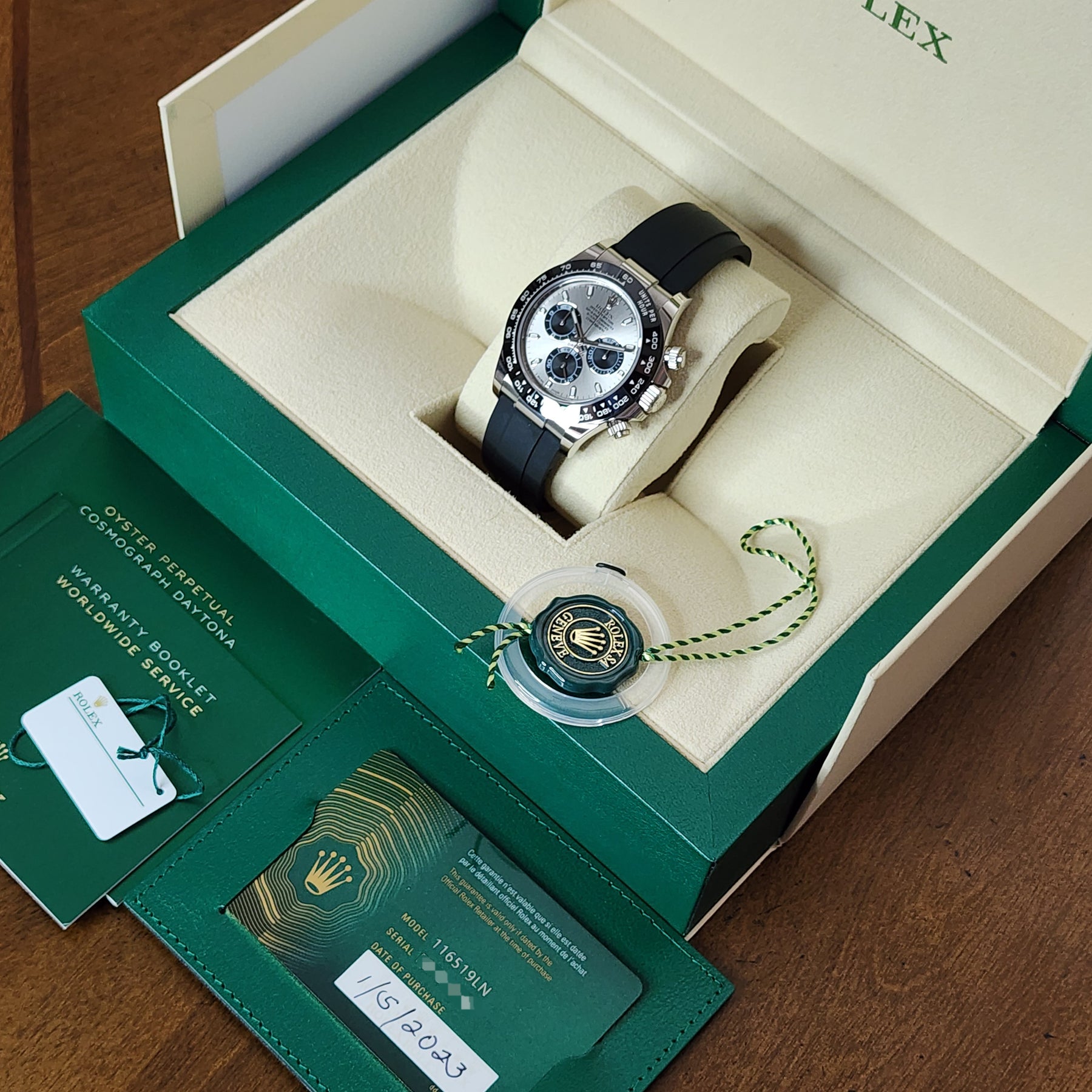 Rolex Cosmograph Daytona 116519LN full set view