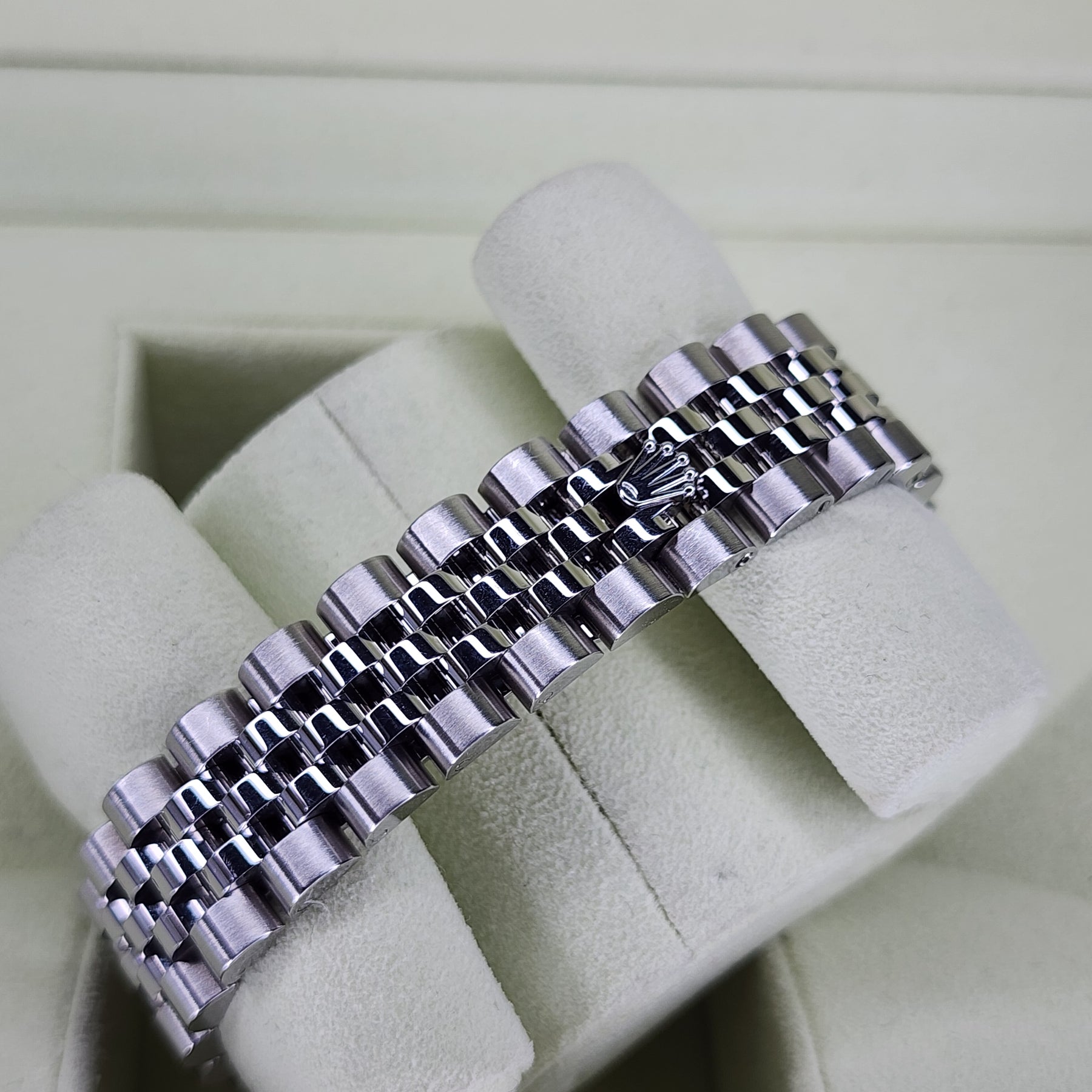 Rolex Datejust 31 Diamond dial 178274 clasp view