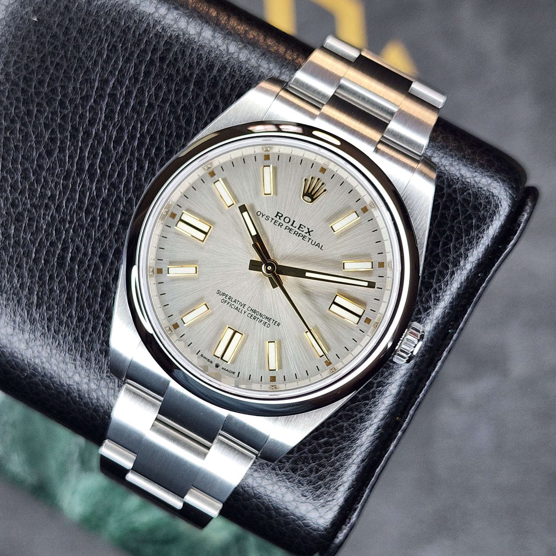 Rolex Oyster Perpetual 120300 front view
