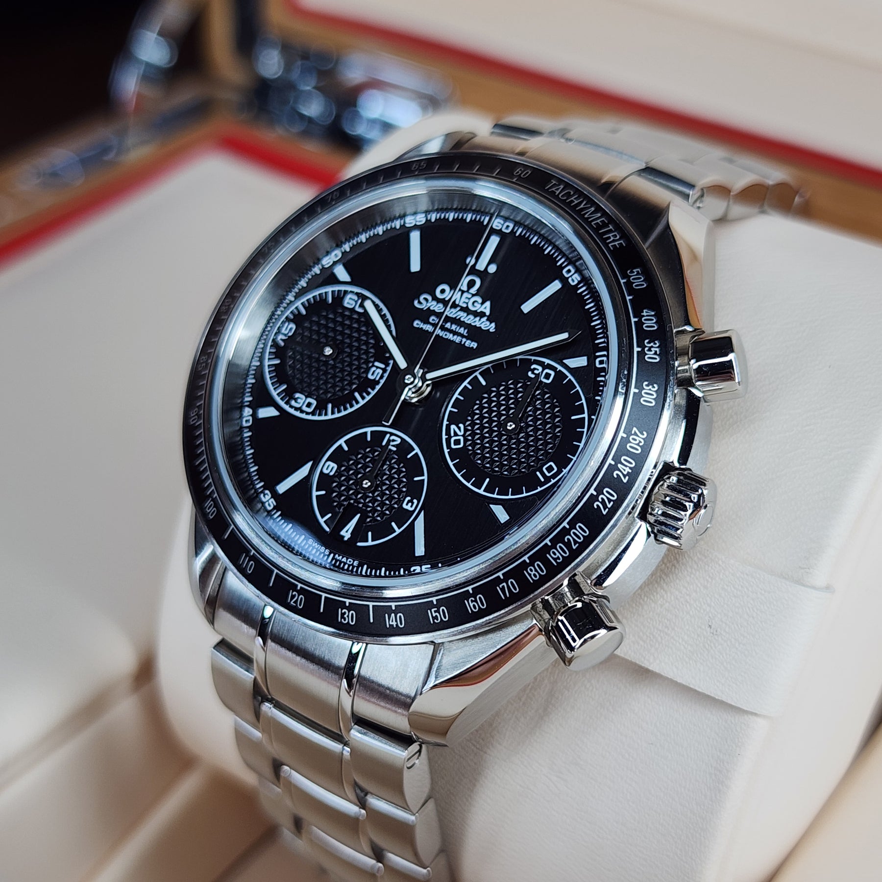 Omega Speedmaster Racing 40mm right view