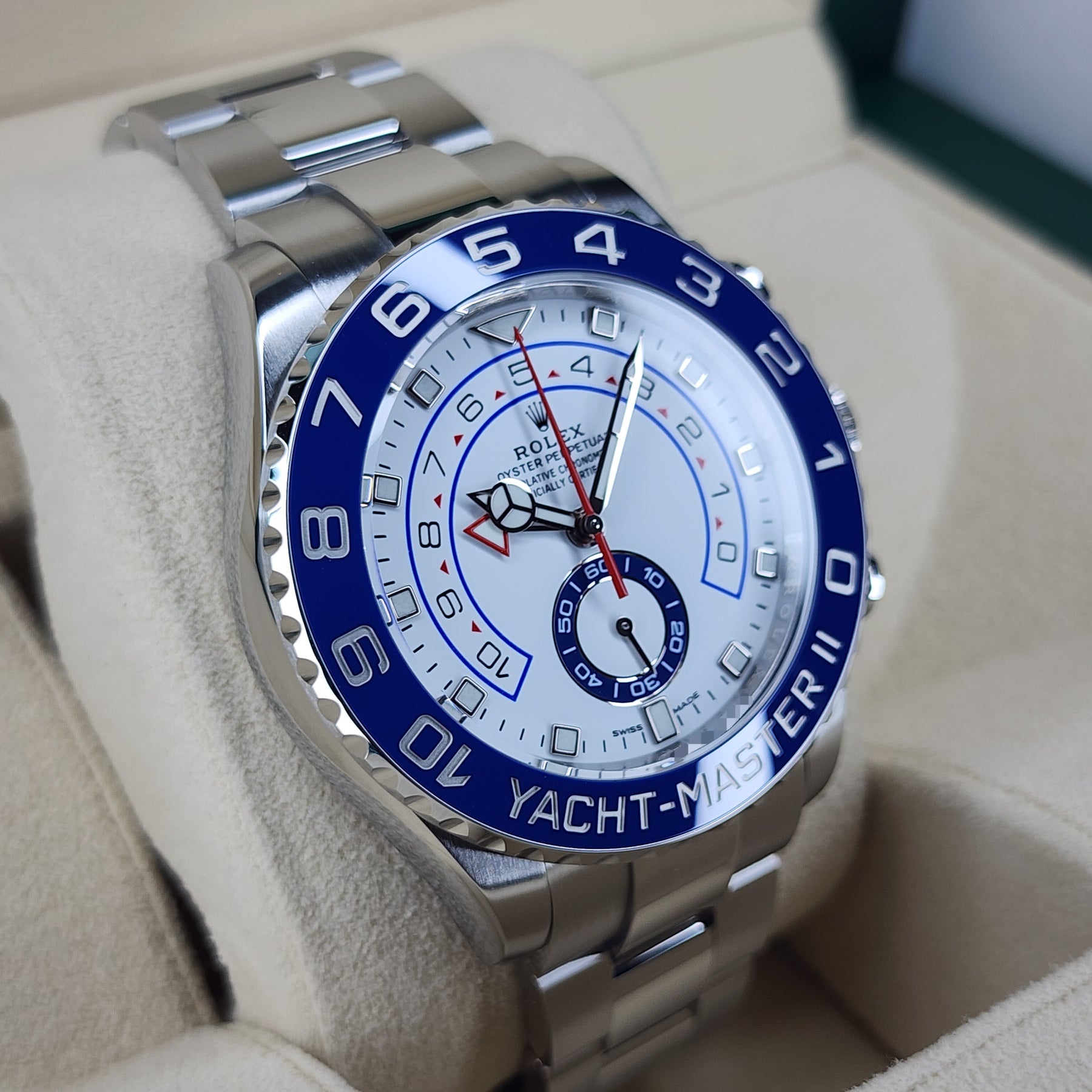 Rolex Yacht-Master II 116680 dial, bezel view