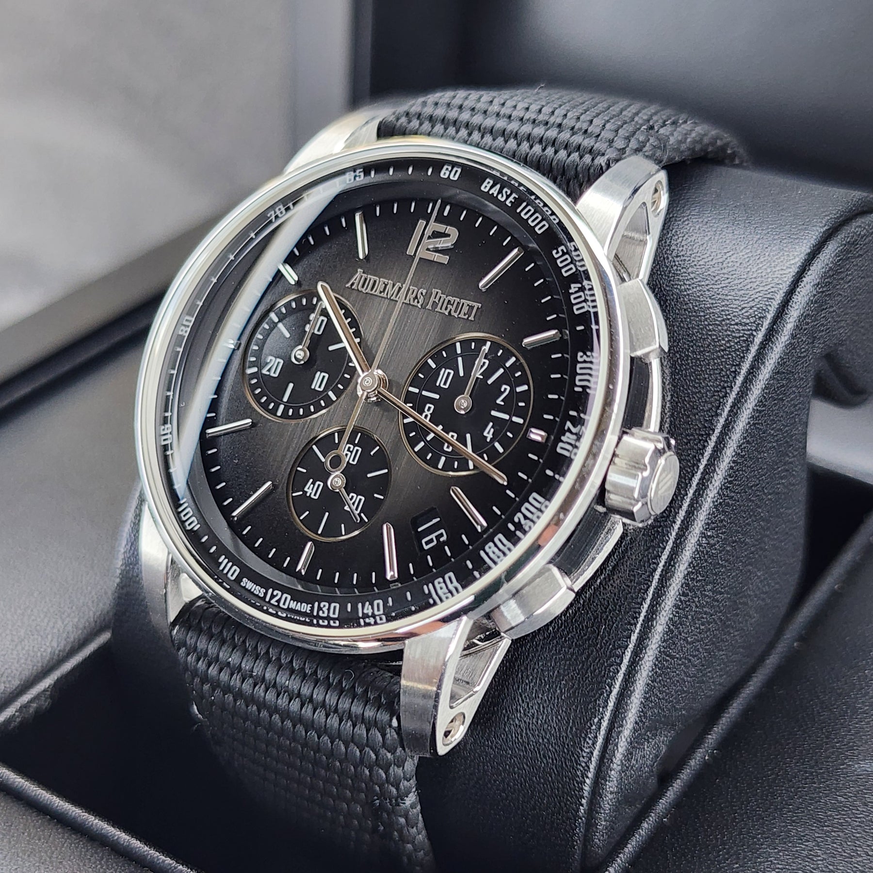 AP Code 11.59 Fly Back Chronograph 41mm right side view