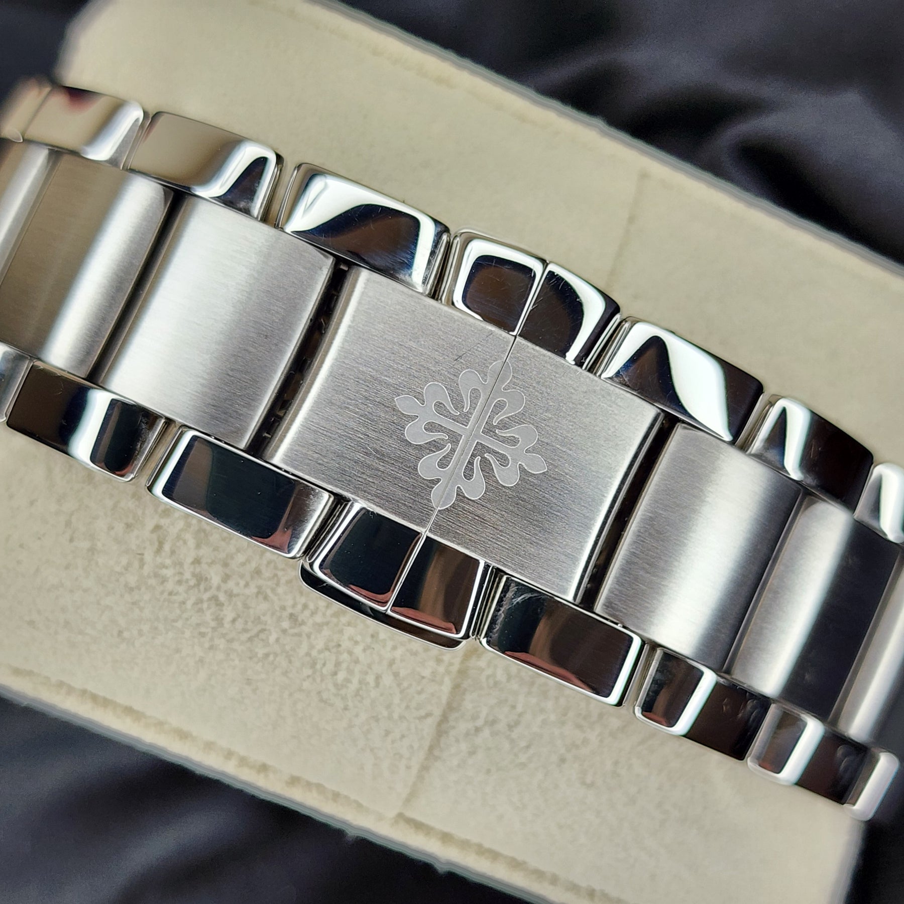 Patek Philippe Complications Flyback Chronograph 5905 clasp view