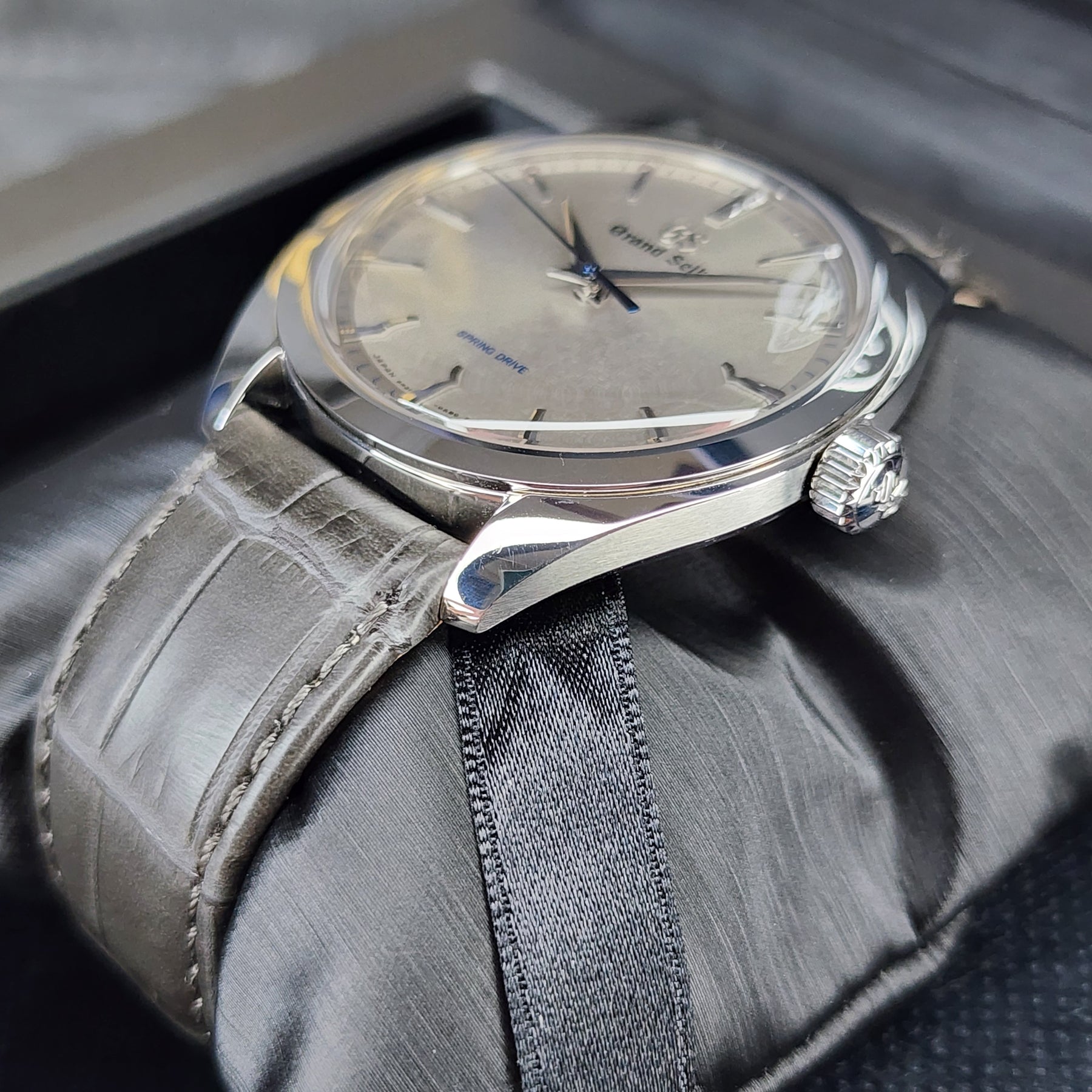 Grand Seiko GS9 Club USA SBGY023 lug view