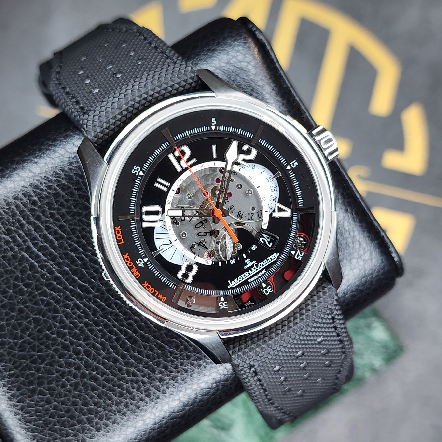 Jaeger-LeCoultre Amvox2 Aston Martin DBS front view