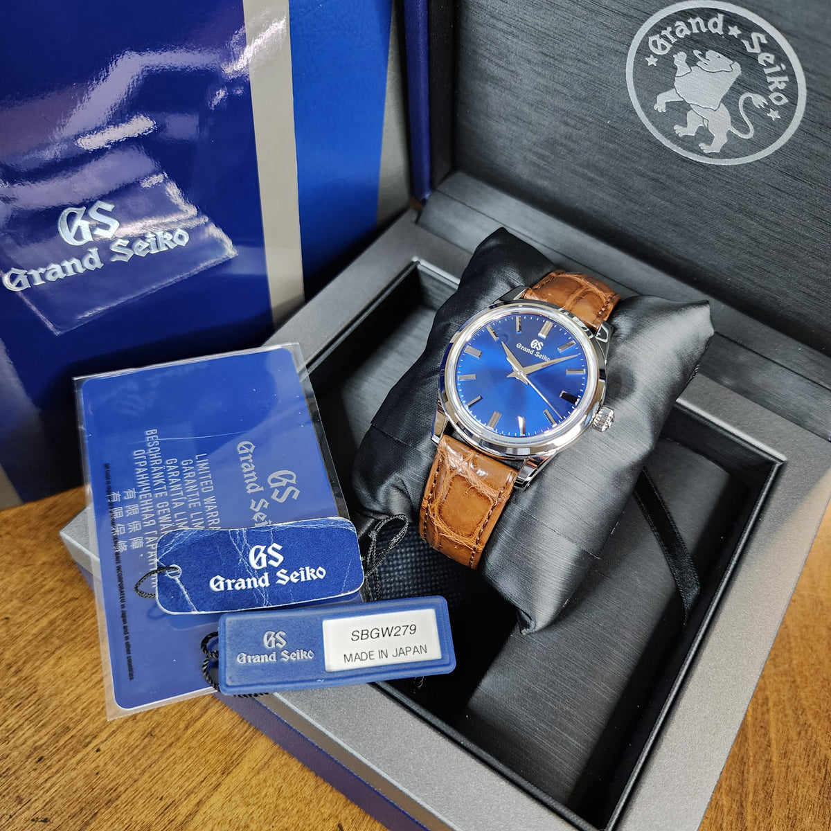 Grand Seiko Elegance SBGW279 37mm full set view