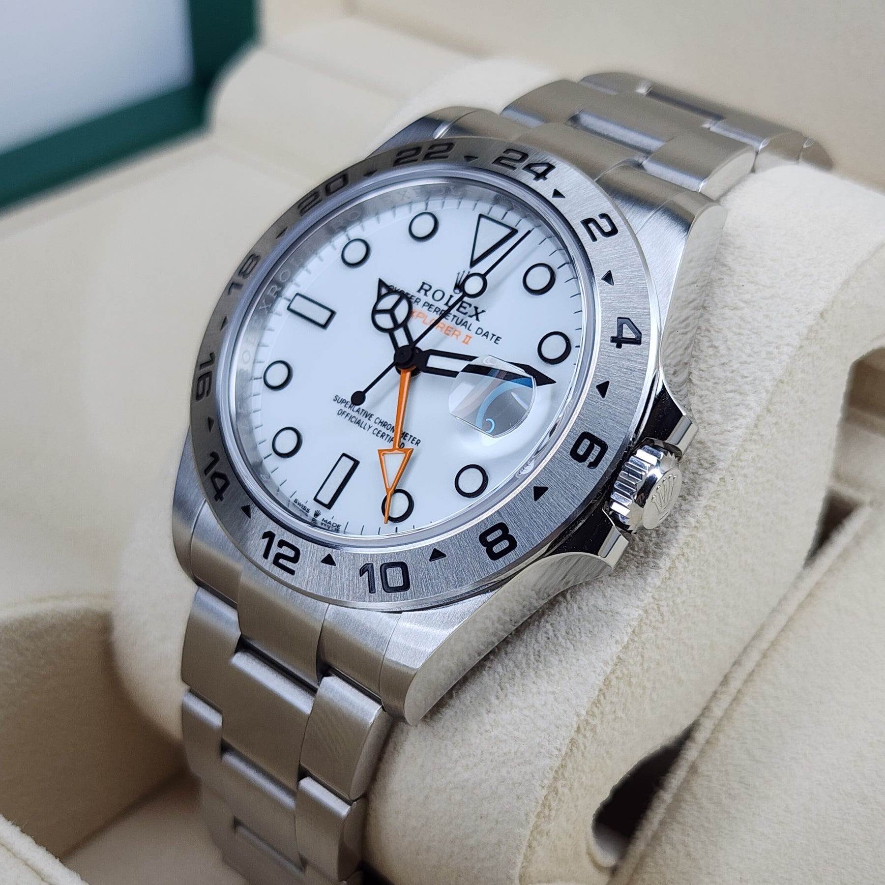 Rolex Explorer II Polar 226570 right side case, crown view
