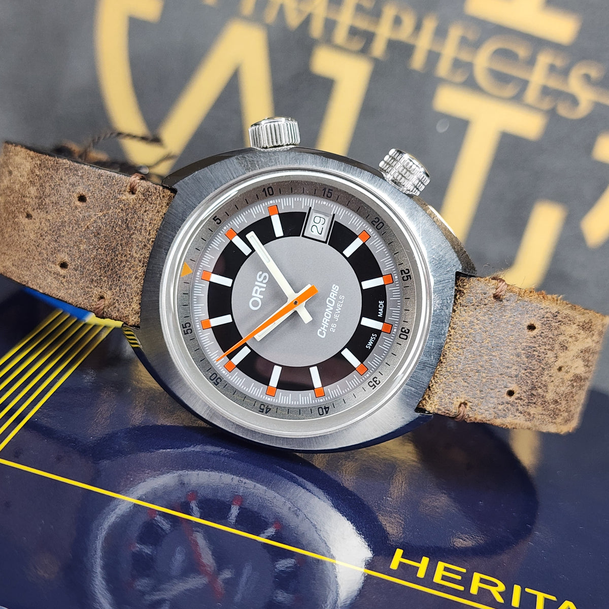 Oris Chronoris Date front view