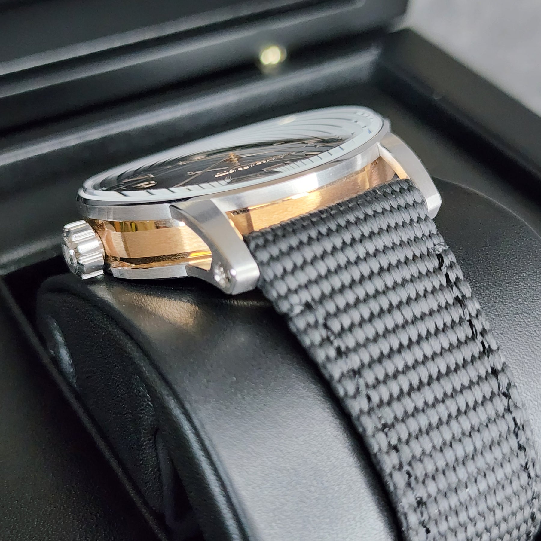 Audemars Piguet Code 11.59 15210CR case, strap view