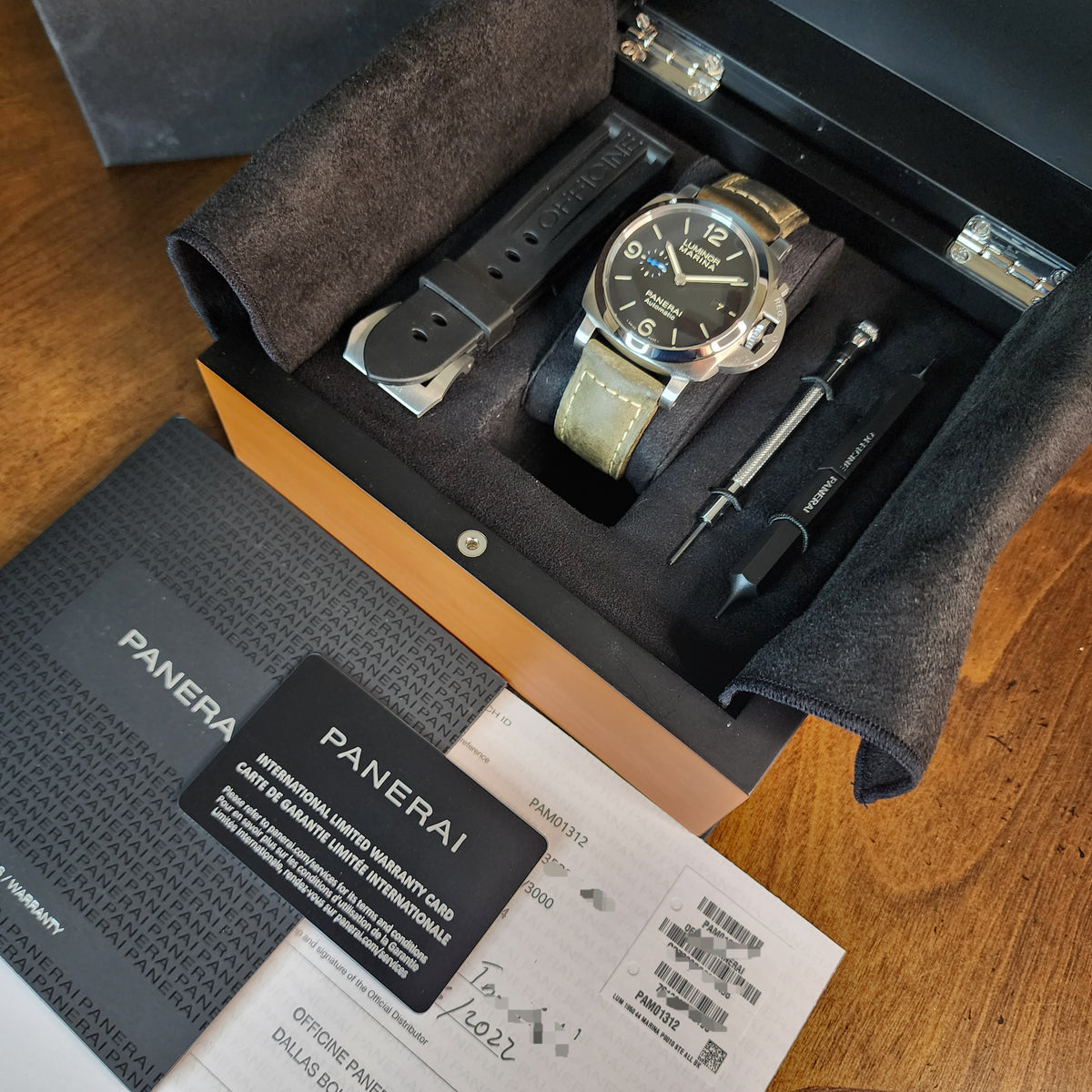 Panerai Pam01312 full set view