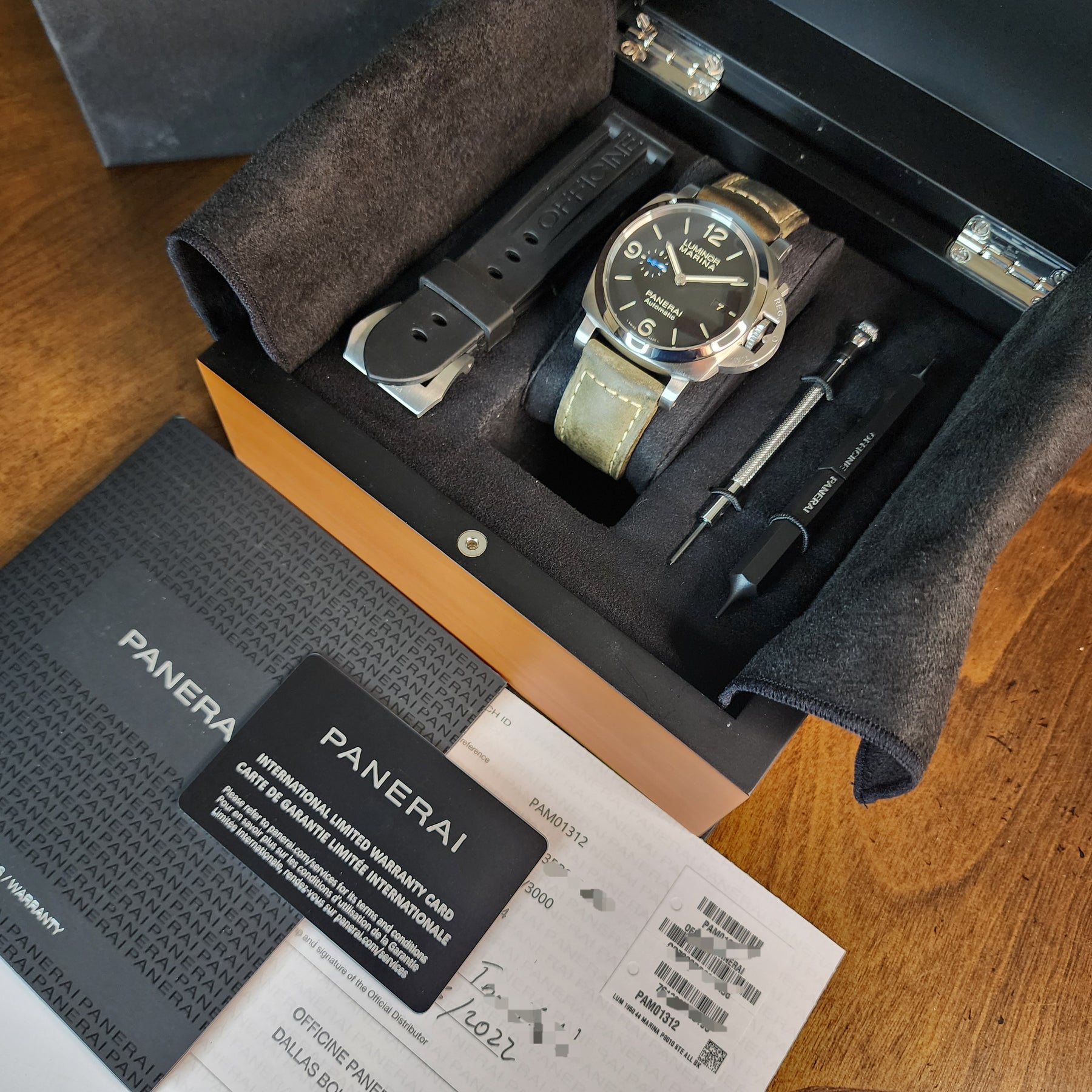 Panerai Pam01312 full set view