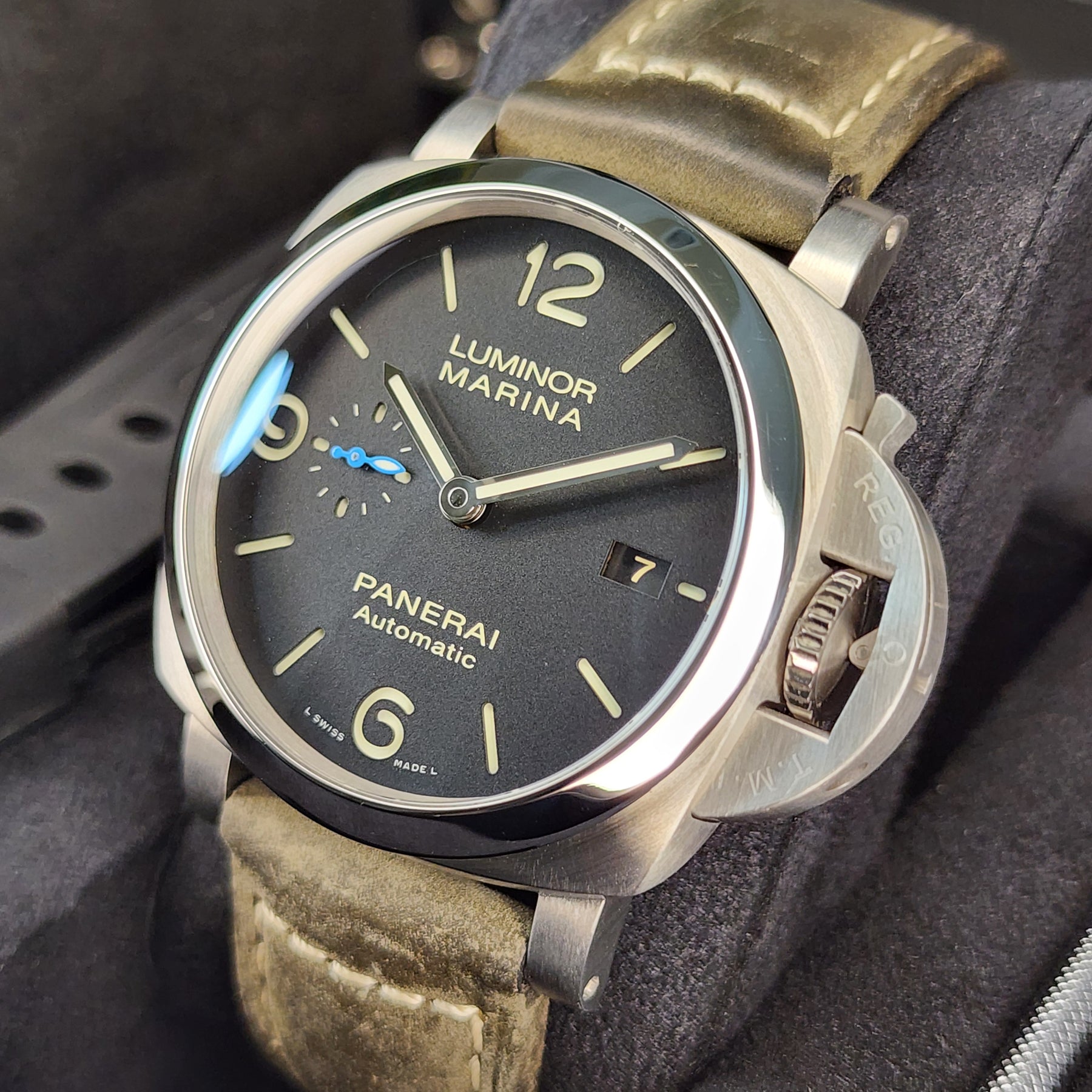 Panerai Pam01312 right side view