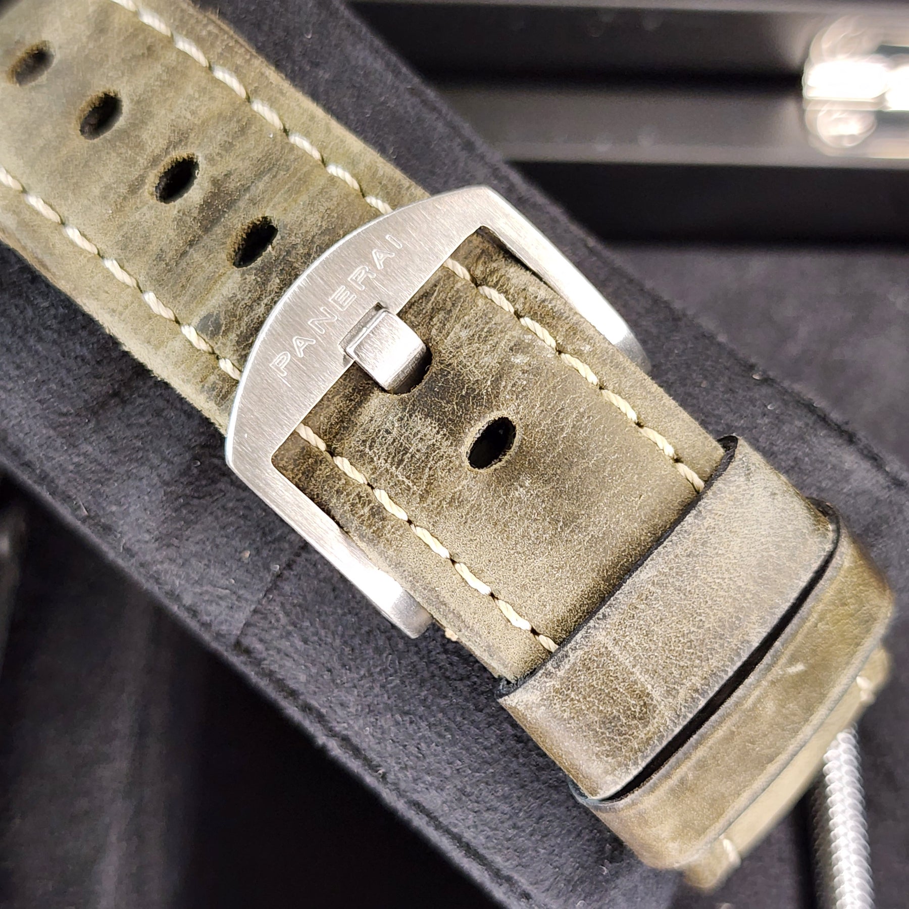 Panerai Pam01312 clasp view