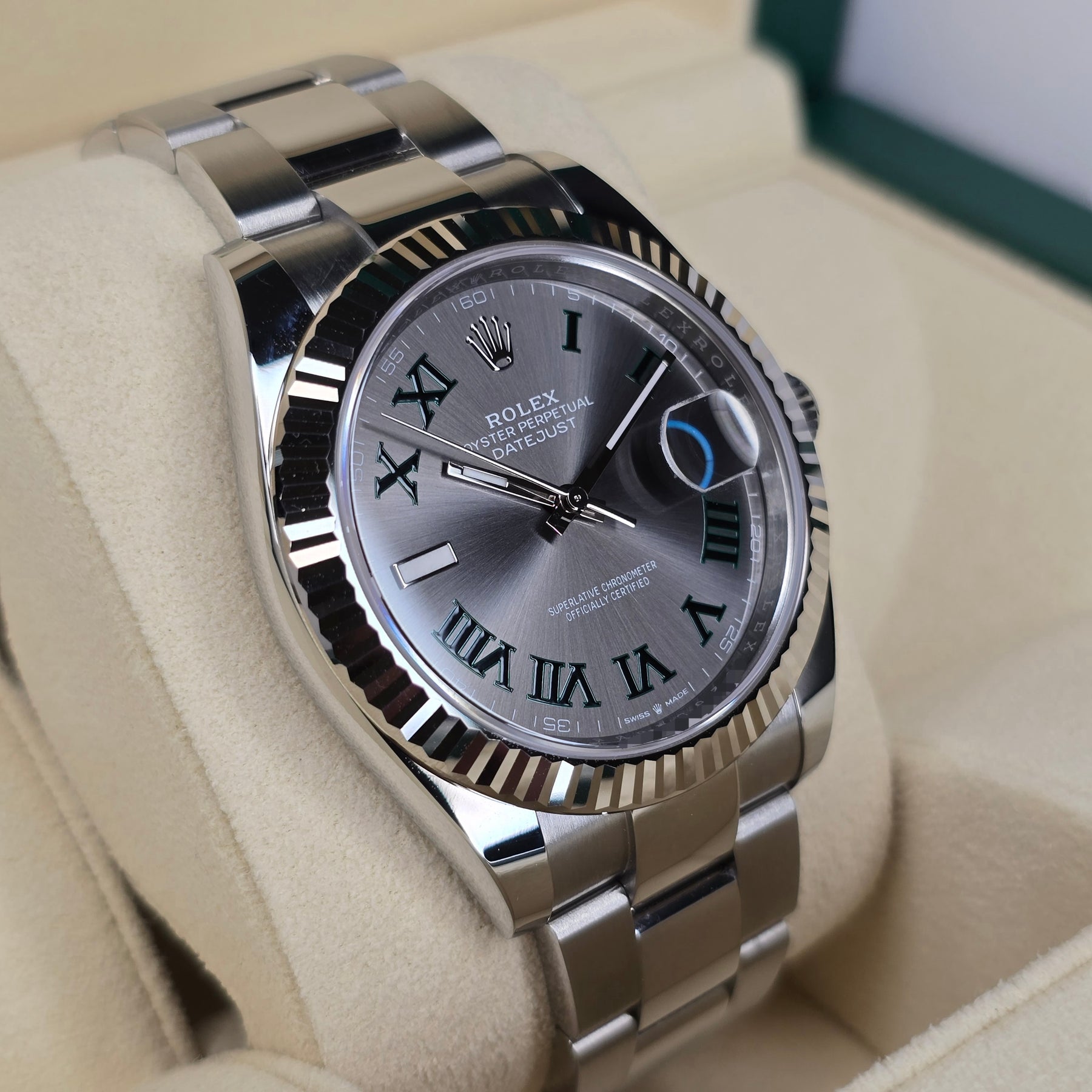 Rolex Datejust Wimbledon 126334 left side case view
