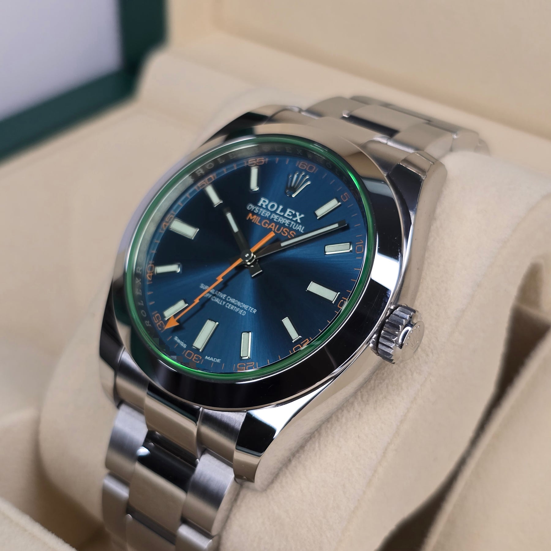 Rolex Milgauss Z-Blue 116400GV right side view