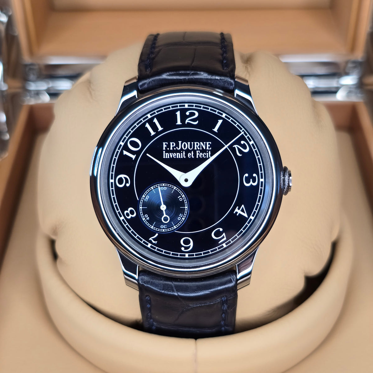 F.P. Journe Souverain Chronometre Bleu front view