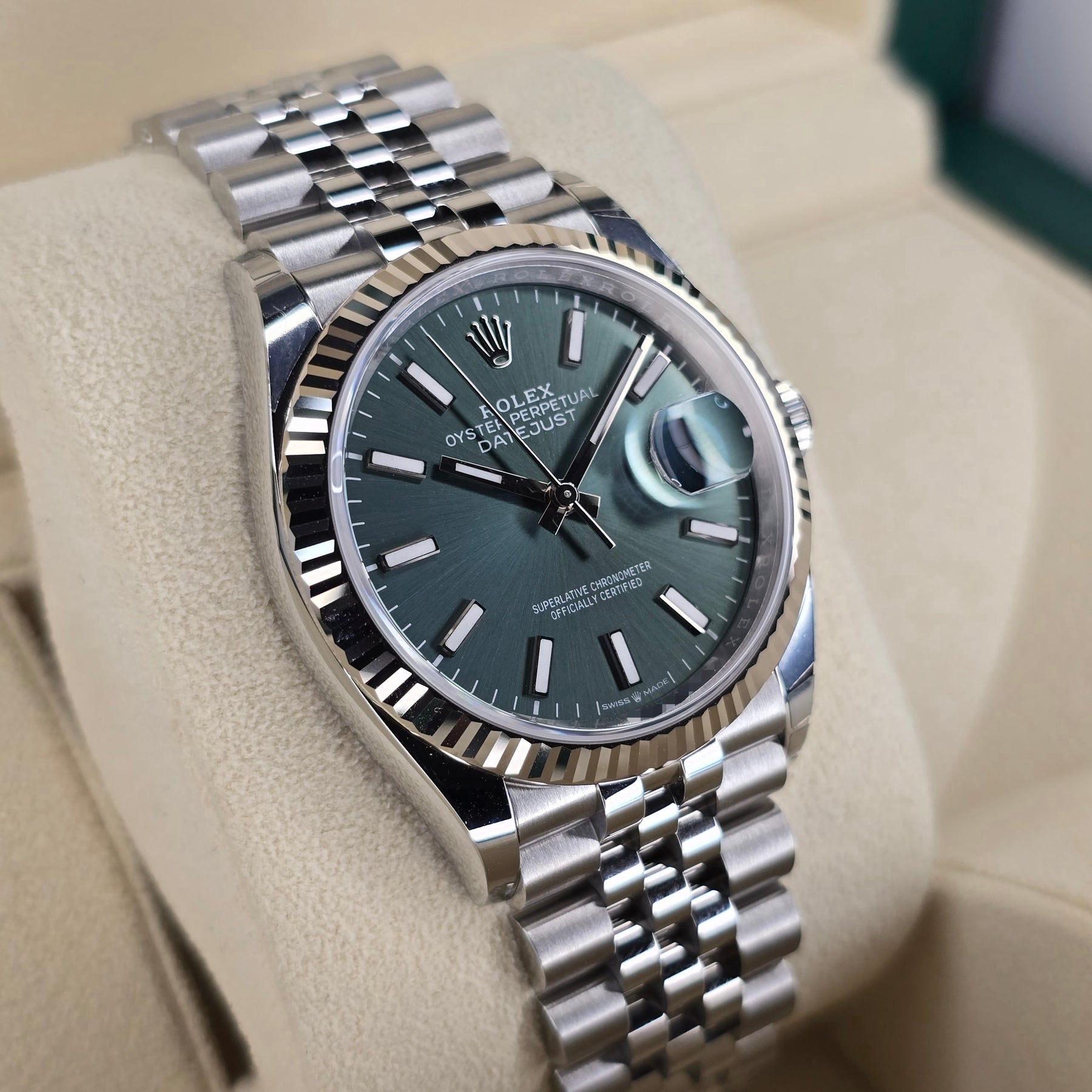Rolex Datejust 126234 Mint Green left side case view