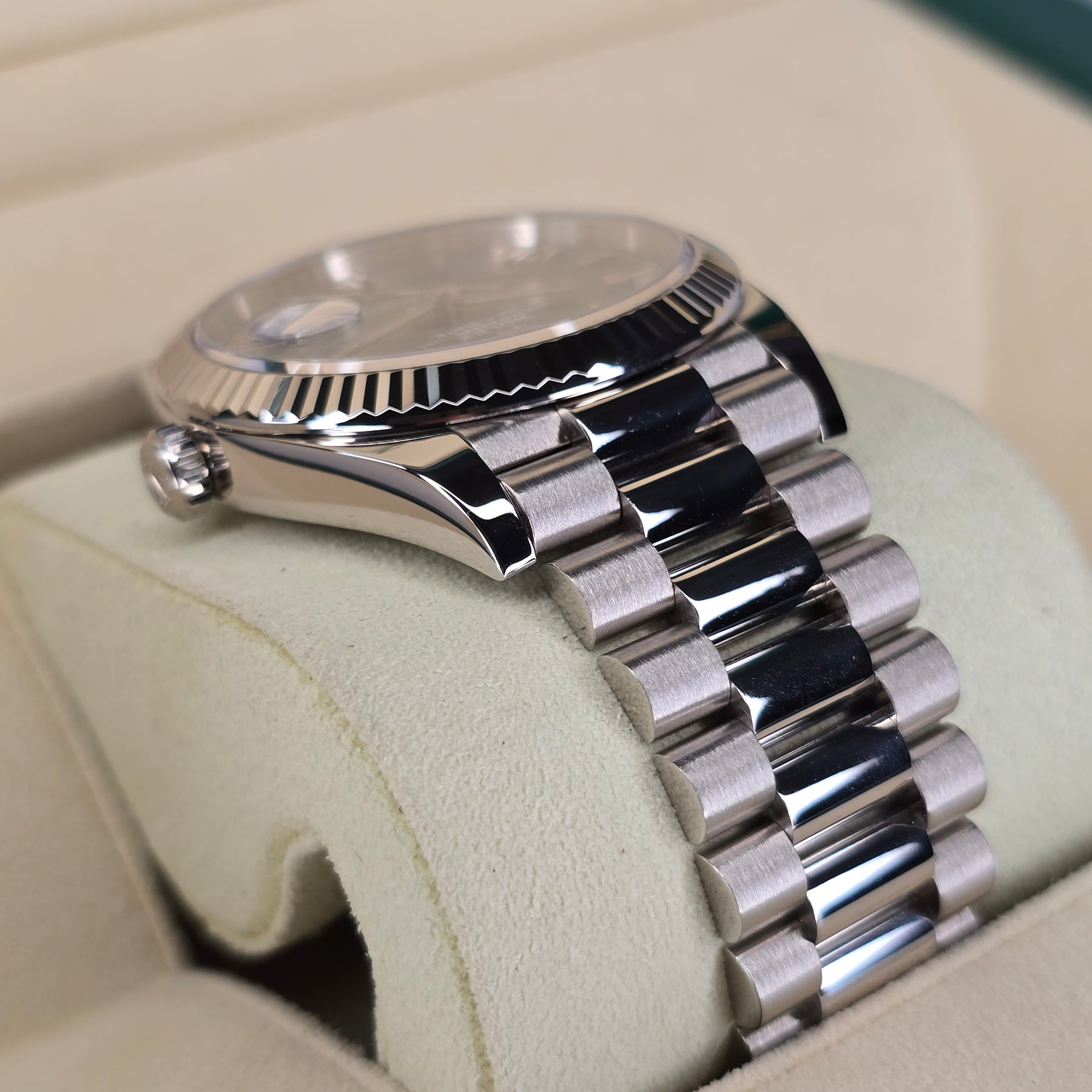 Rolex Day-Date 228239 White Gold Olive case, bracelet view