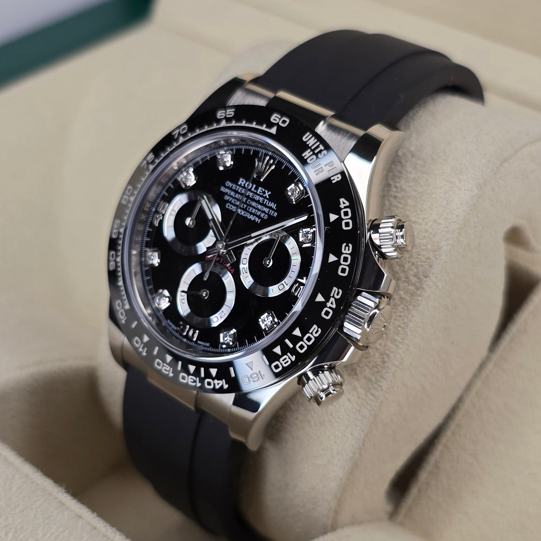 Rolex Daytona Oysterflex 116519LN right side case view
