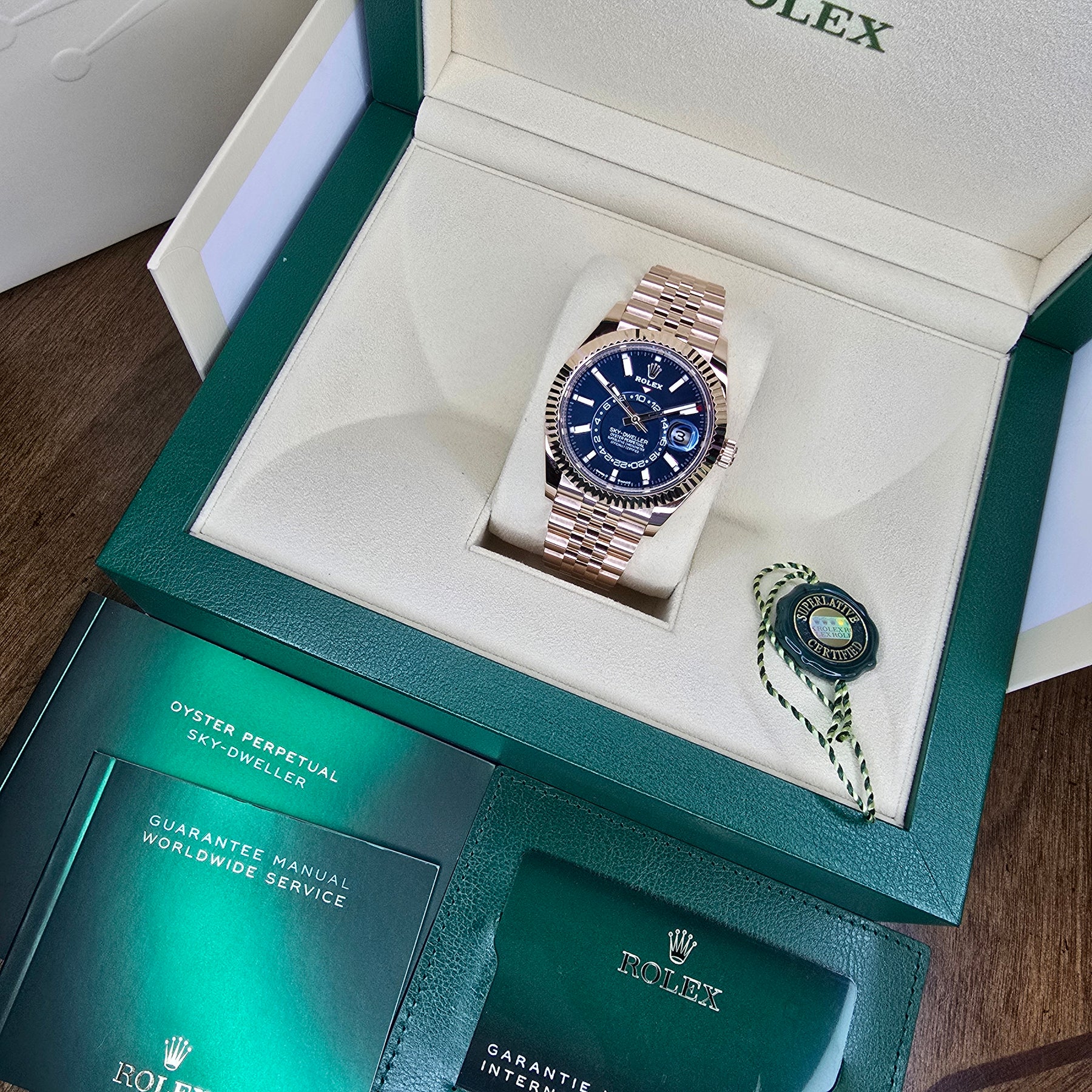 Rolex Sky-Dweller 336935 Rose Gold 336935 full set view