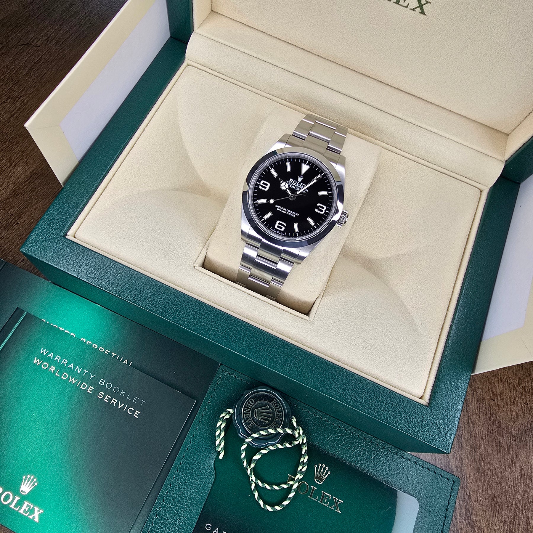 Rolex Explorer 224270 40mm