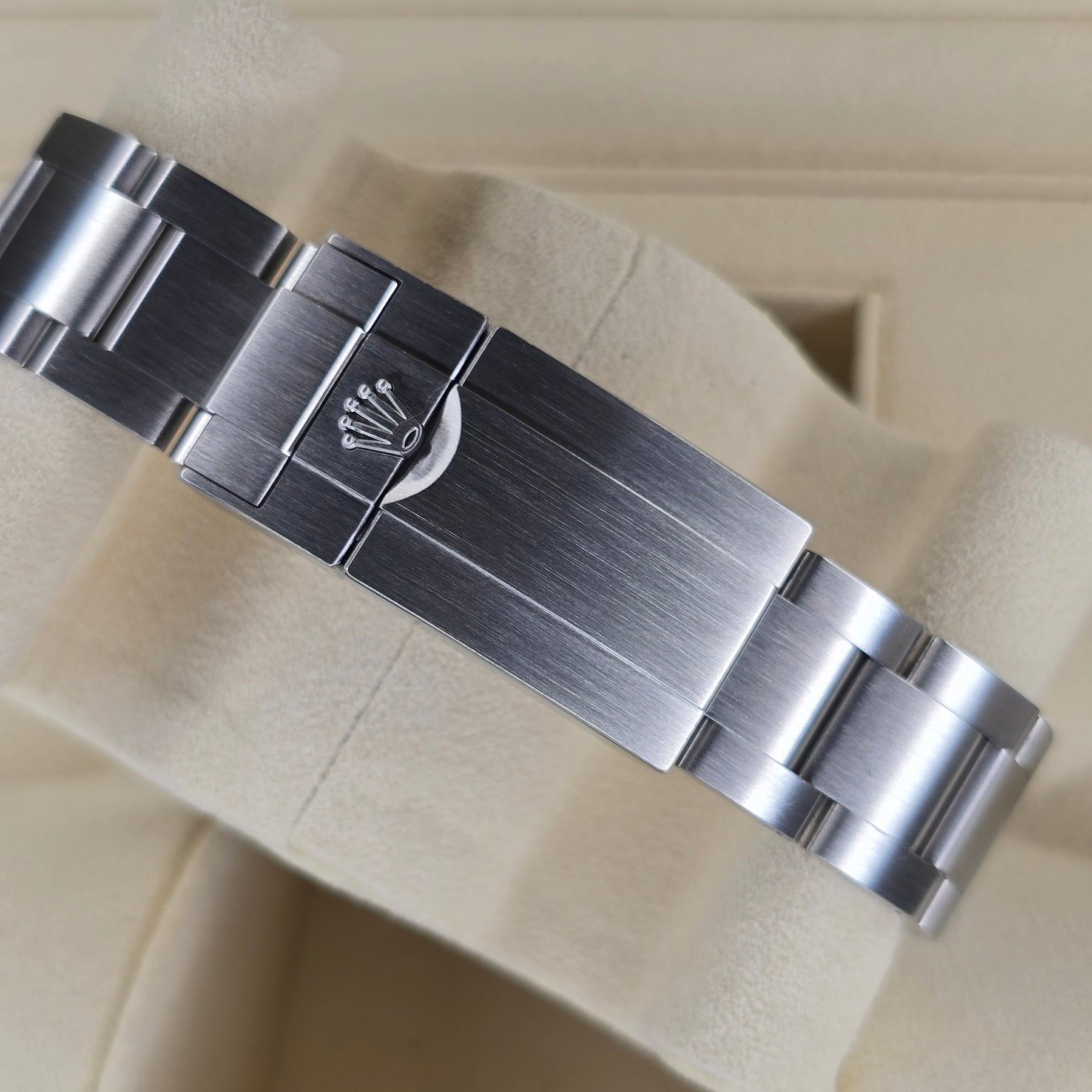 Rolex Explorer 224270 40mm