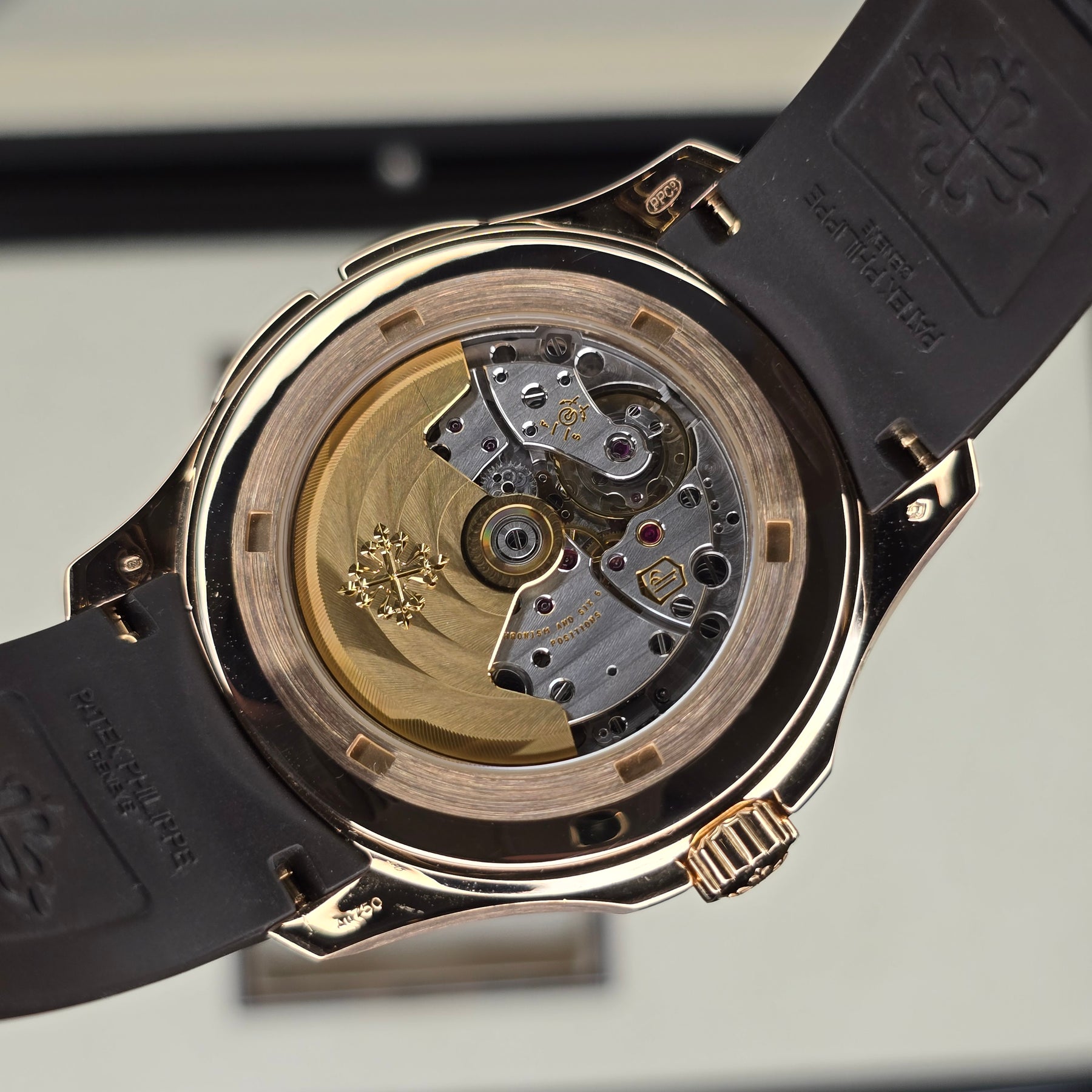 Patek Philippe Aquanaut 5164R movement view