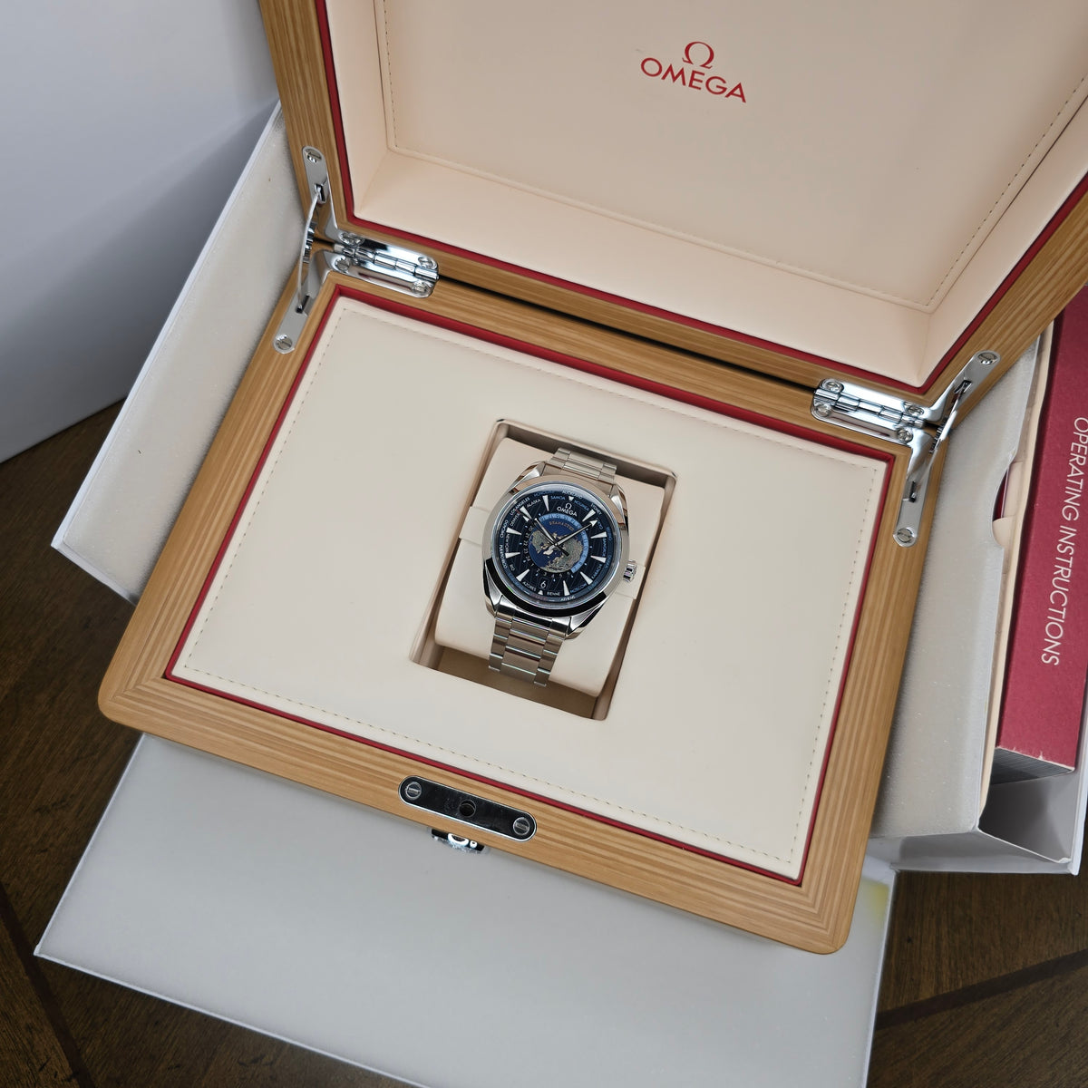 Omega Seamaster Aqua Terra Worldtimer full set view