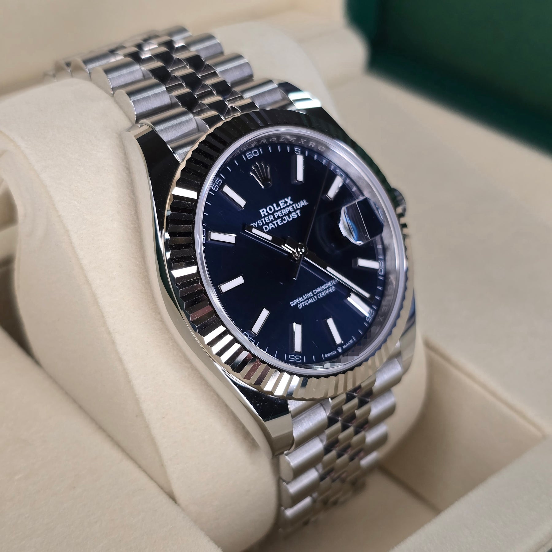 Rolex Datejust Blue Index 126334 left side case view